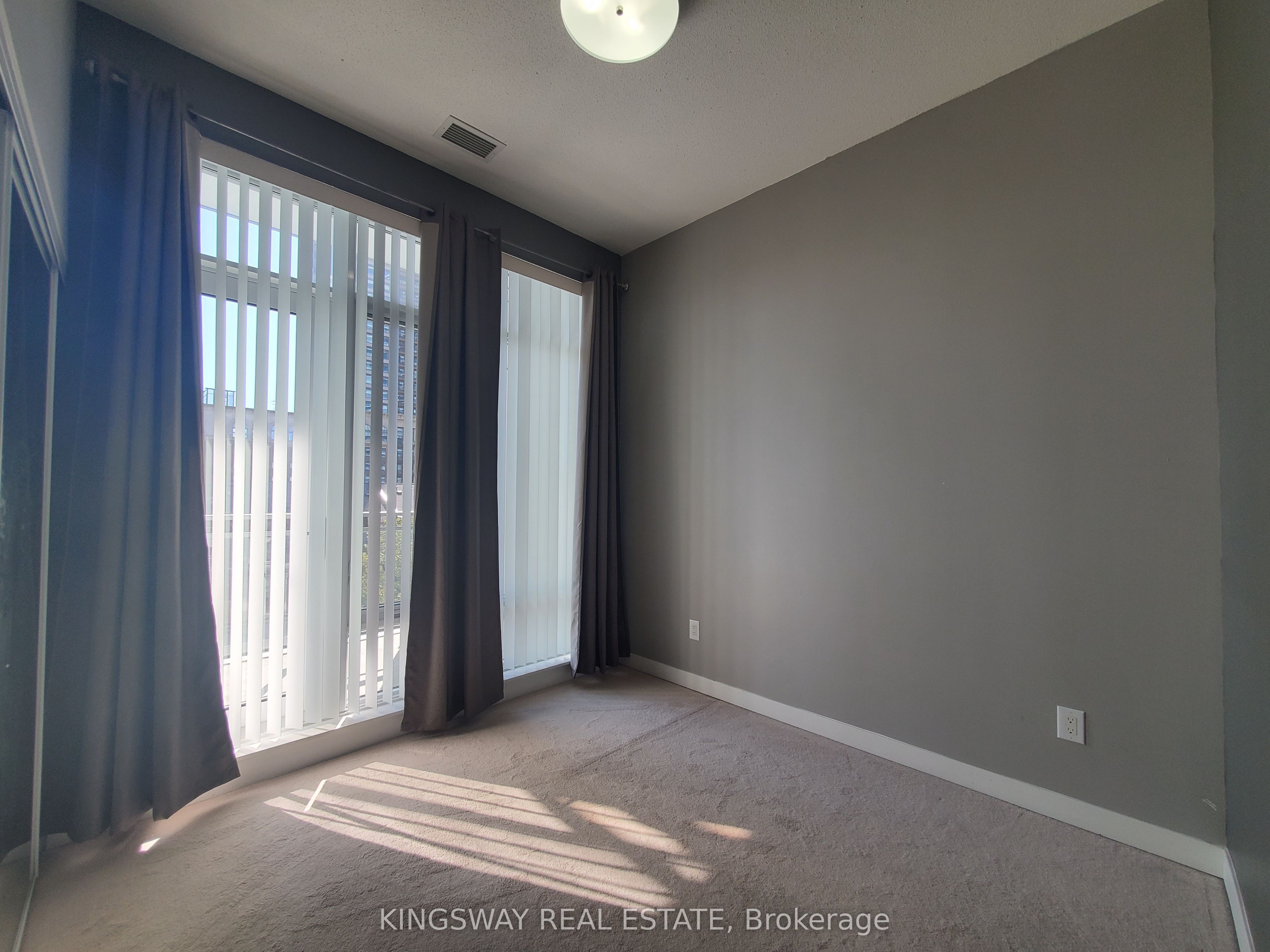 Additional image 4 of 405-365 Prince Of Wales Drive, Mississauga, ON, L5B 0G6