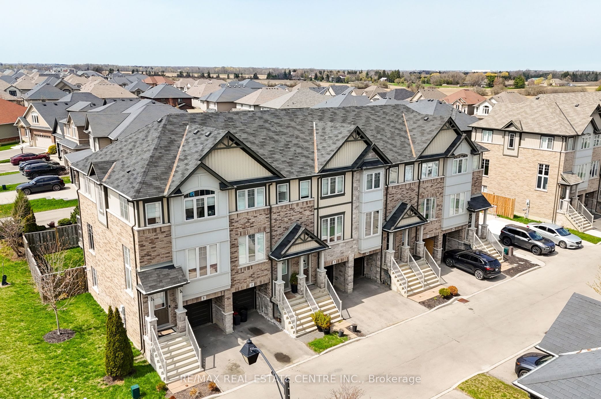 Additional image 3 of 4-247 Festival Way, Hamilton, ON, L0R 1C0