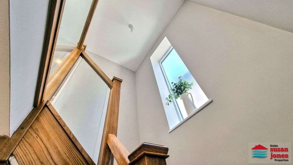 Additional image 20 of 3 bed detached house for salePenrallt, Pwllheli LL53