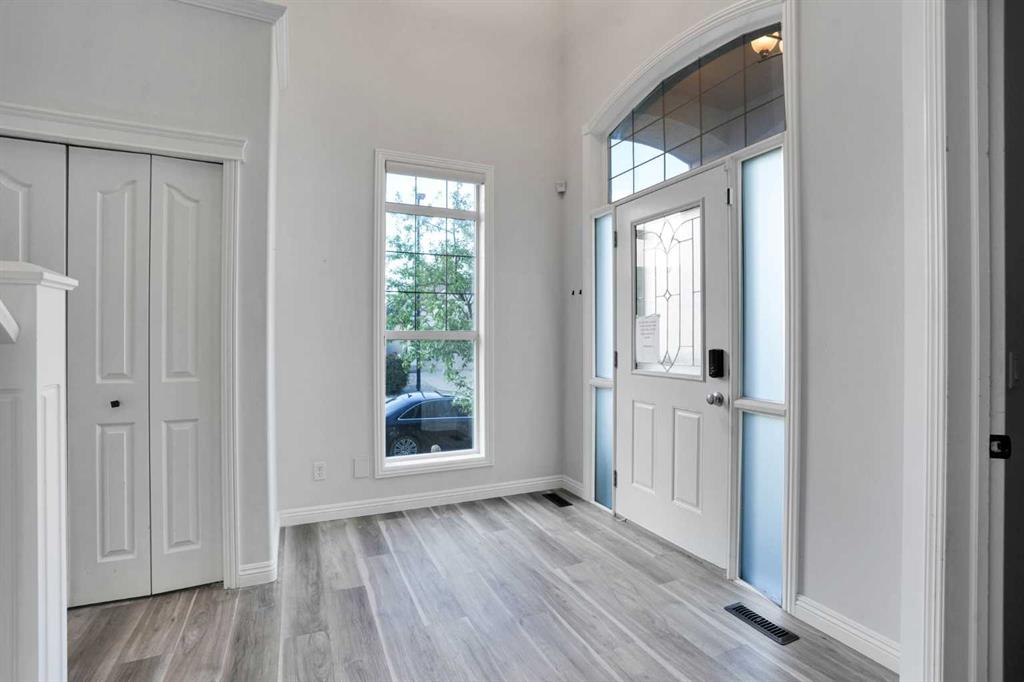 74 Cranleigh Green SE, Calgary, AB, T3M 1J2 photo 3