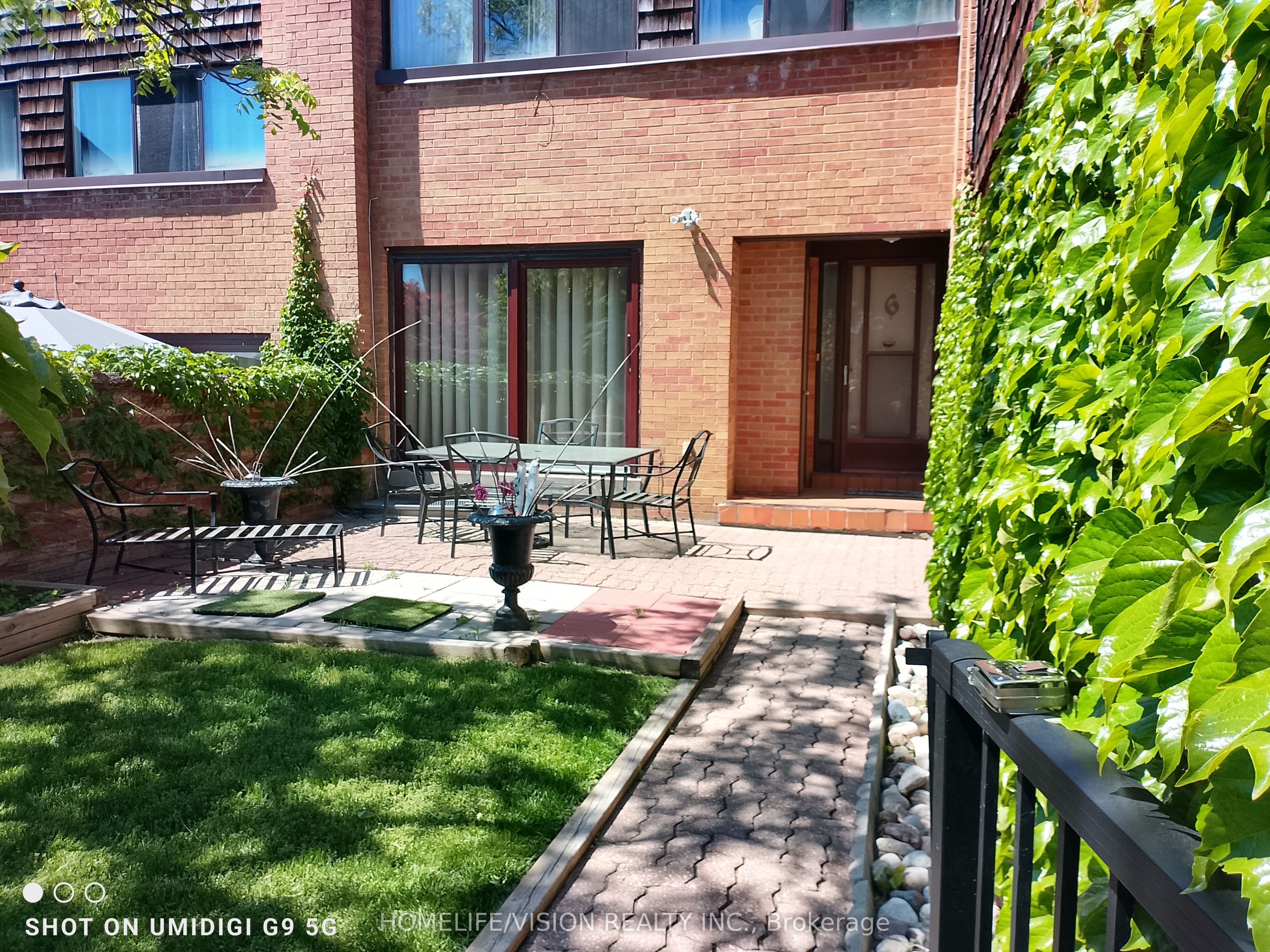 6 Laurie Shepway N/a, Toronto, ON, M2J 1X6