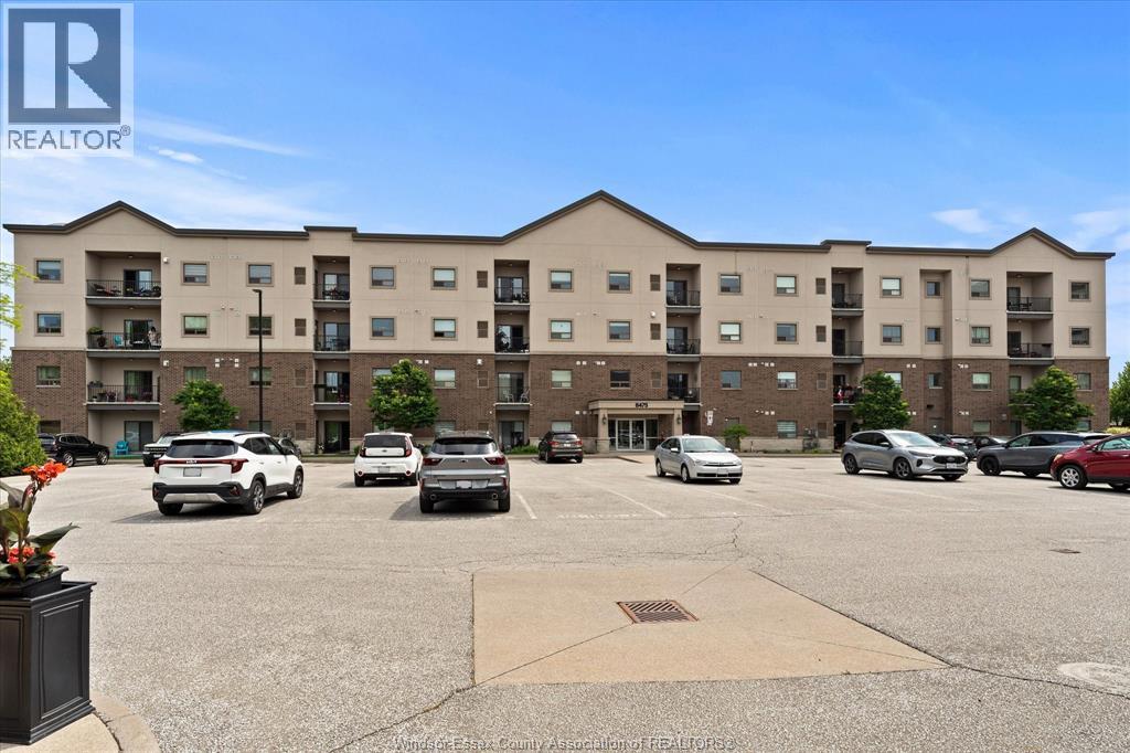 111-8475 Wyandotte Street, Windsor, ON, N8S0A4