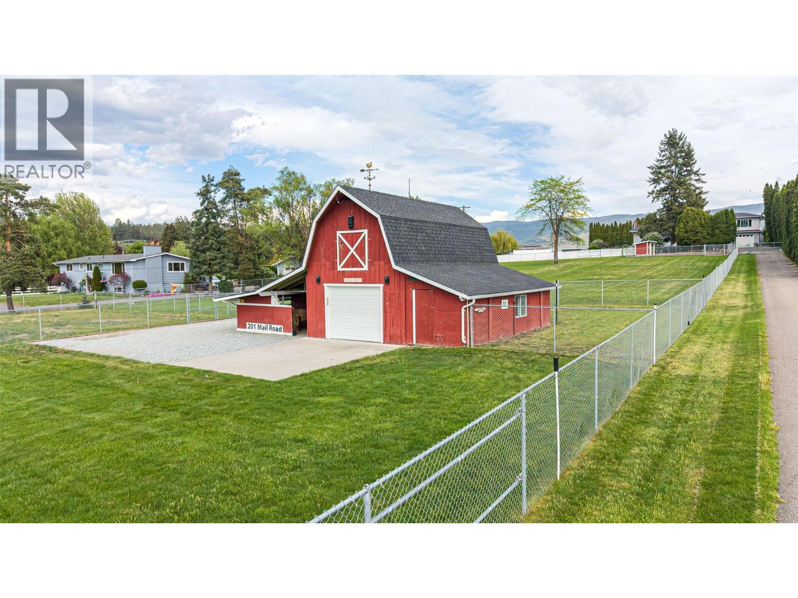 201 Mail Road, Kelowna, BC, V1V2G6