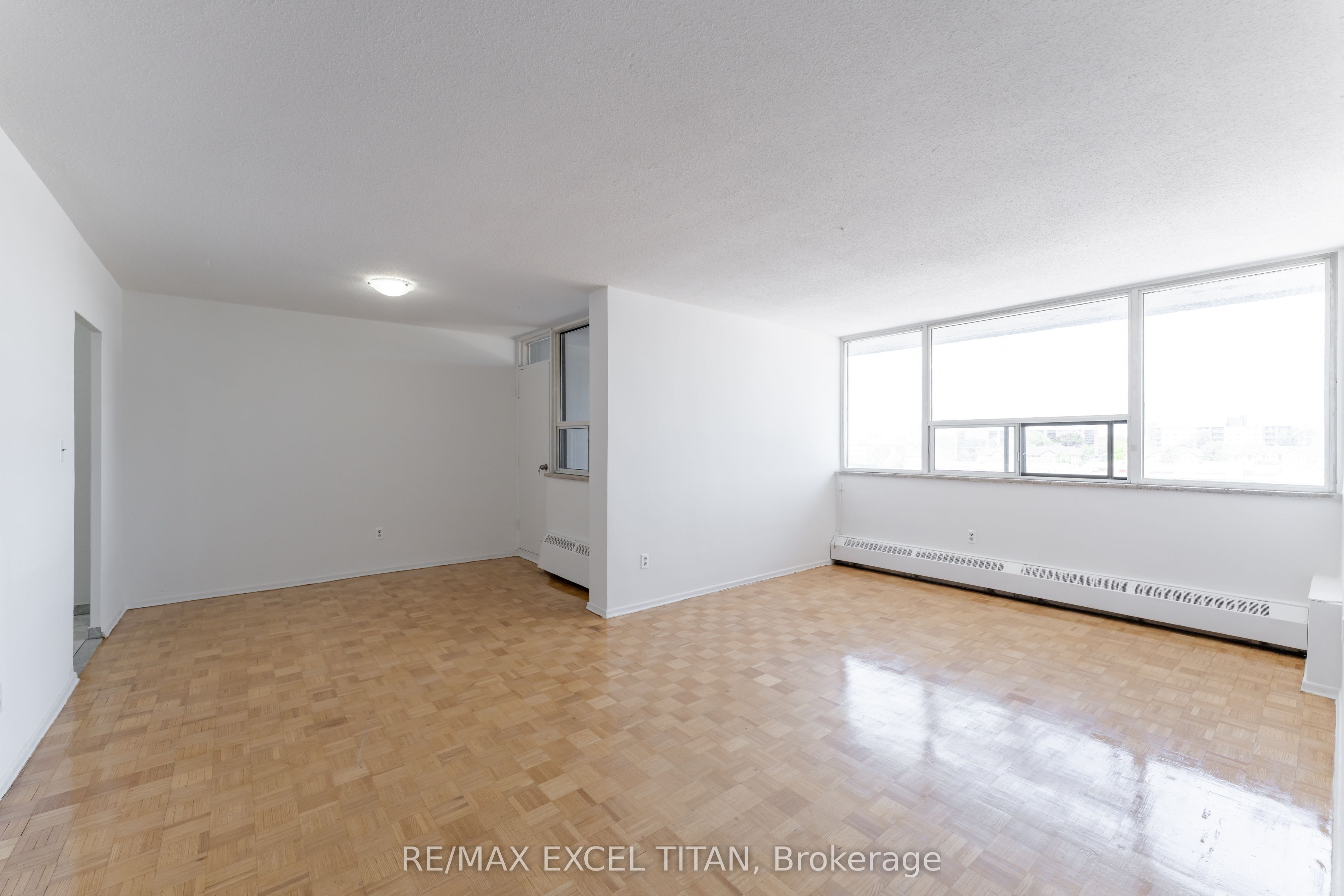 Additional image 6 of 611-1385 Midland Avenue, Toronto, ON, M1P 3B8