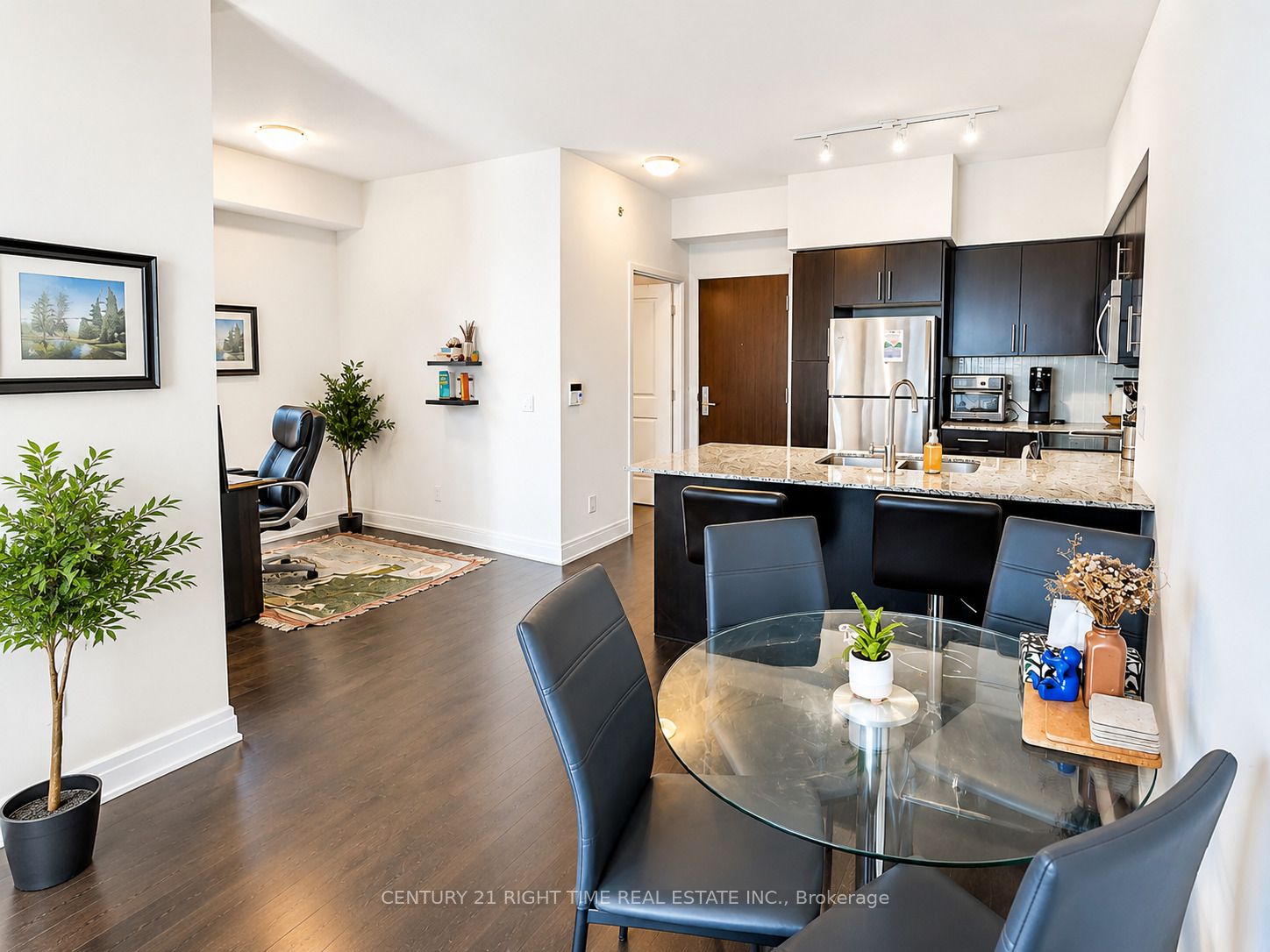 1506-65 Speers Road, Oakville, ON, L6K 0J1 photo 4