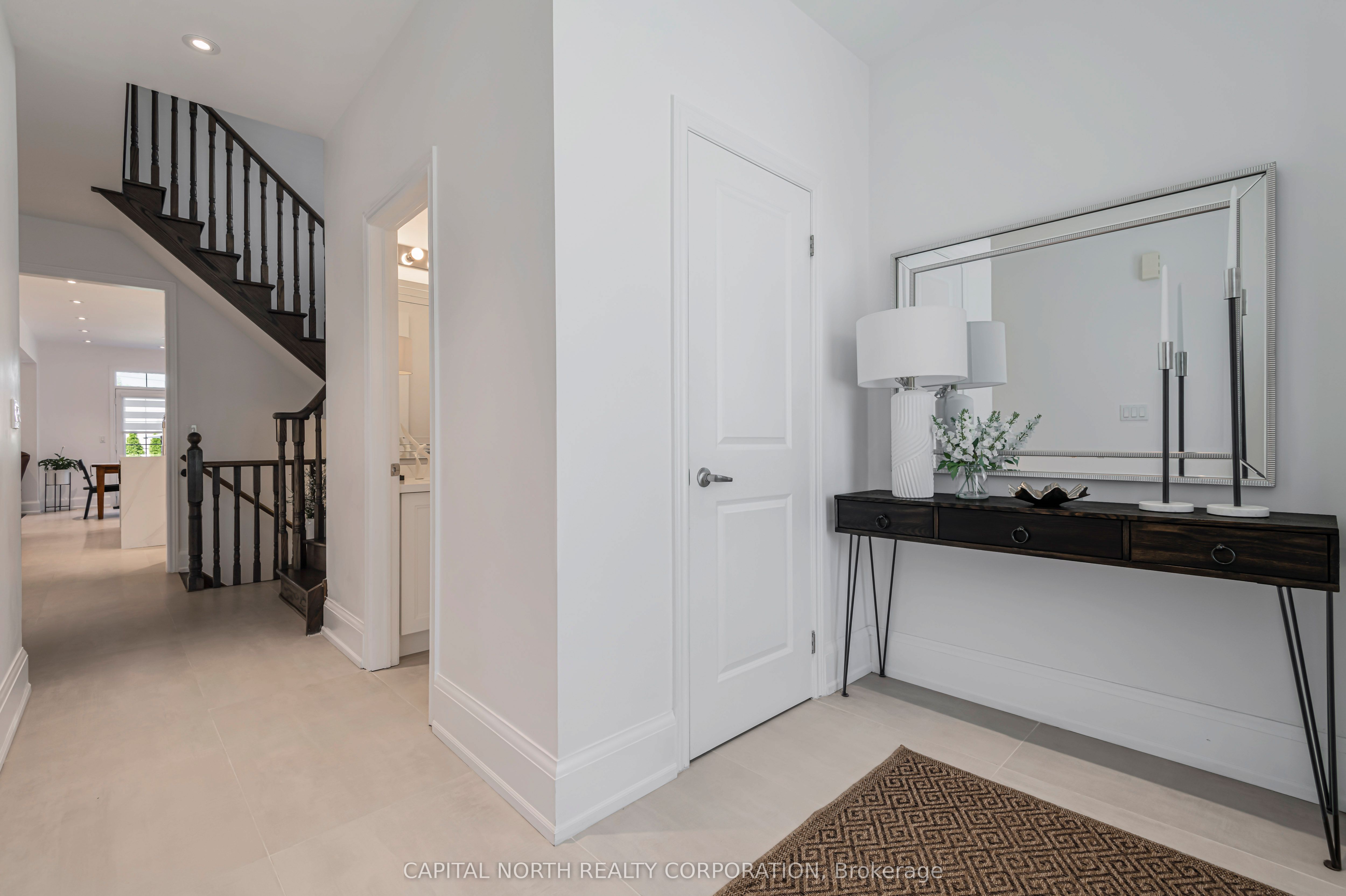 Additional image 4 of 680 Mcgregor Farm Trail, Newmarket, ON, L3X 0H3