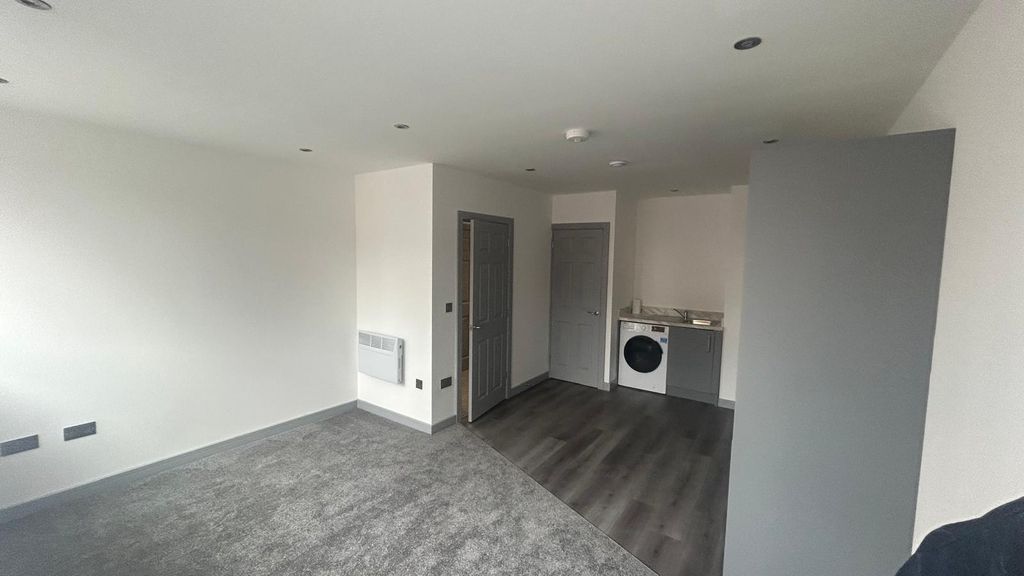 1 bed flat for saleProspect Hill, Redditch B97 photo 4