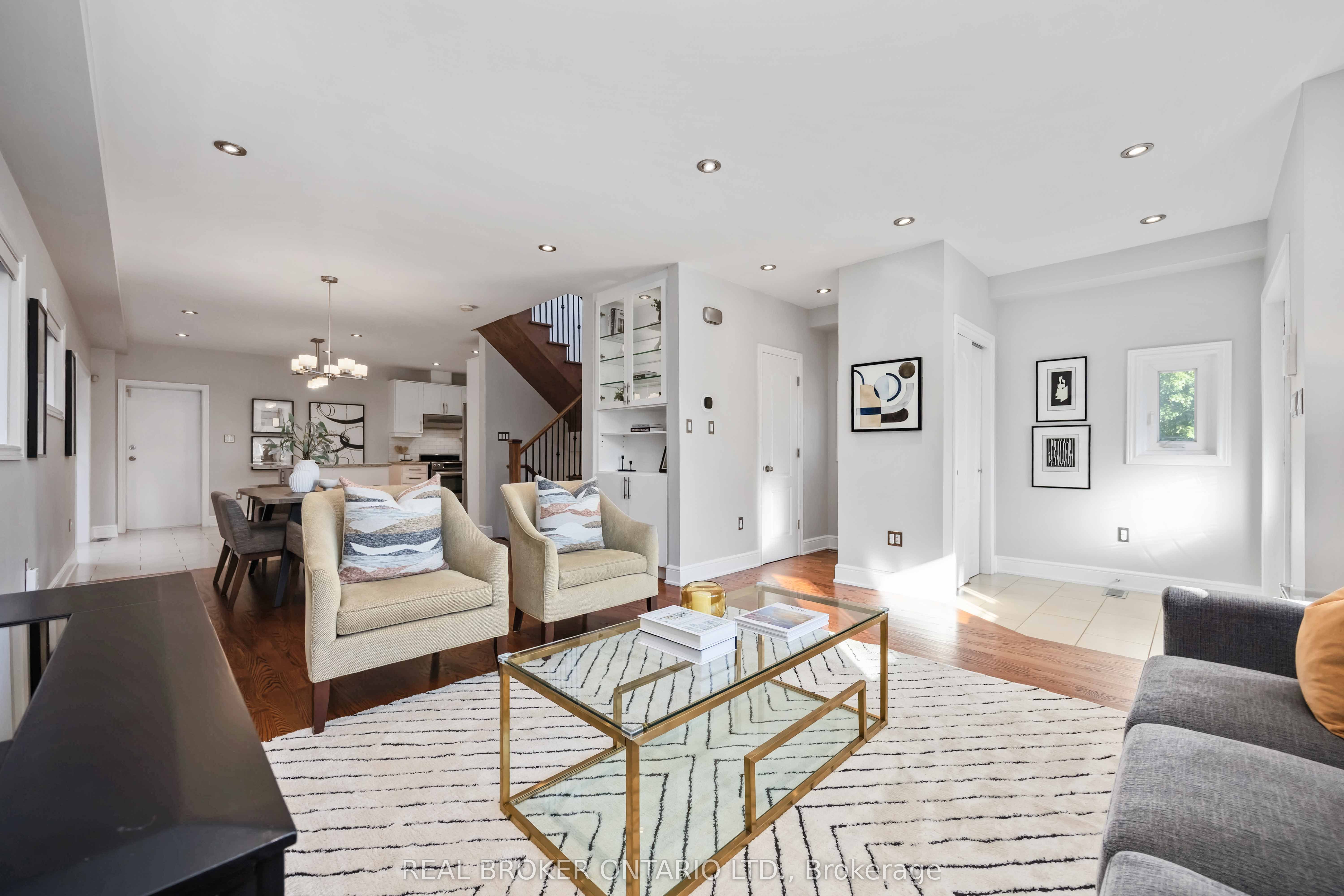 122 Cedarcrest Boulevard, Toronto, ON, M4B 2P3 photo 3