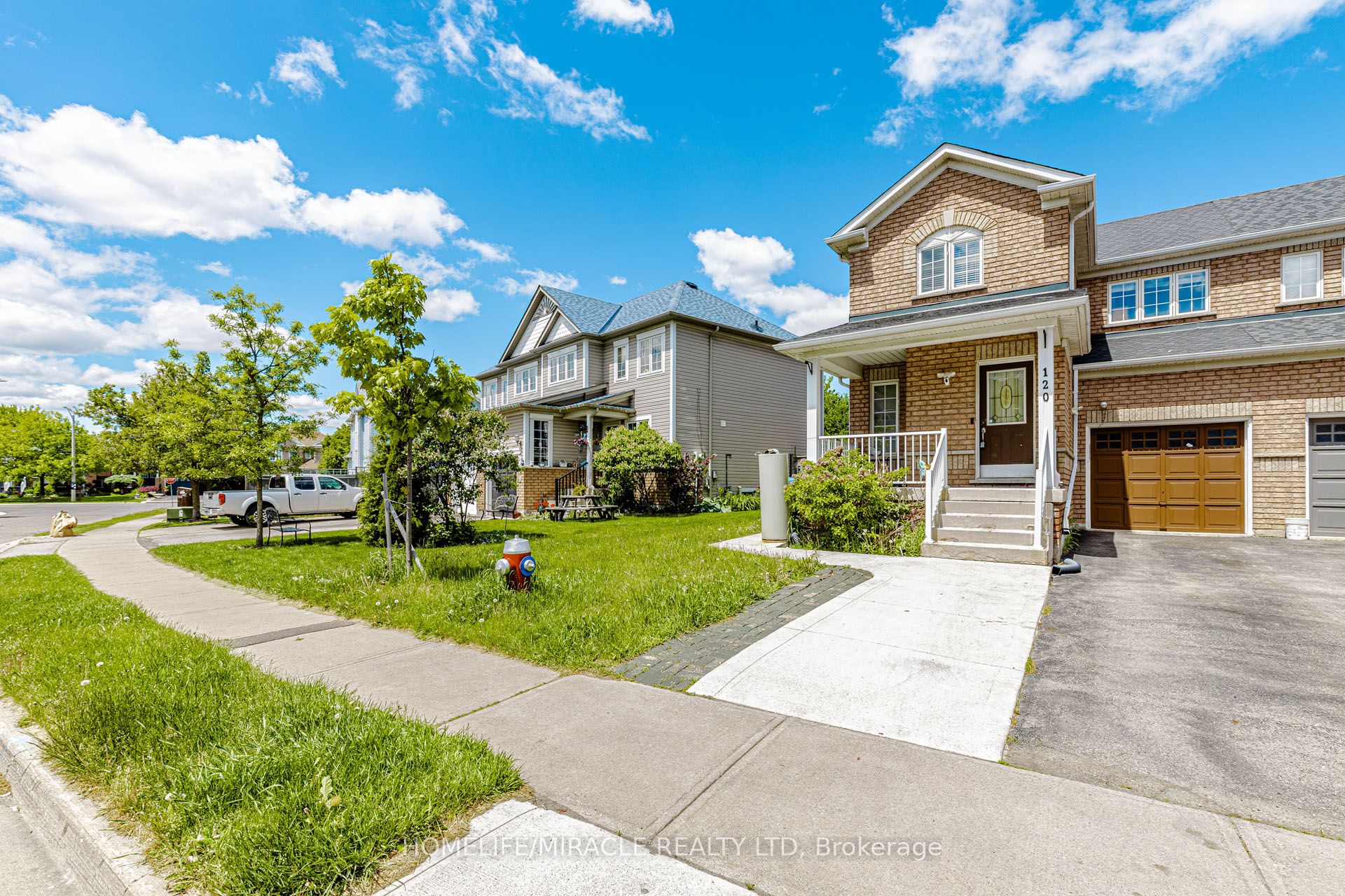 Additional image 2 of 120 Viceroy Crescent, Brampton, ON, L7A 1V4