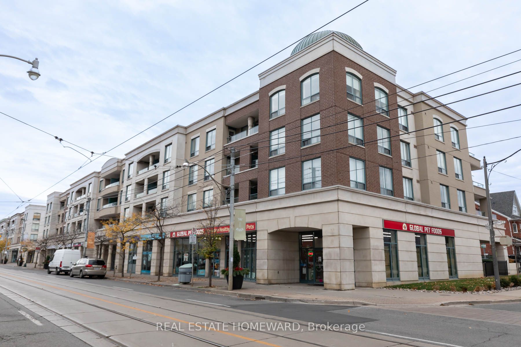 413-1765 Queen Street E, Toronto, ON, M4L 3Z2