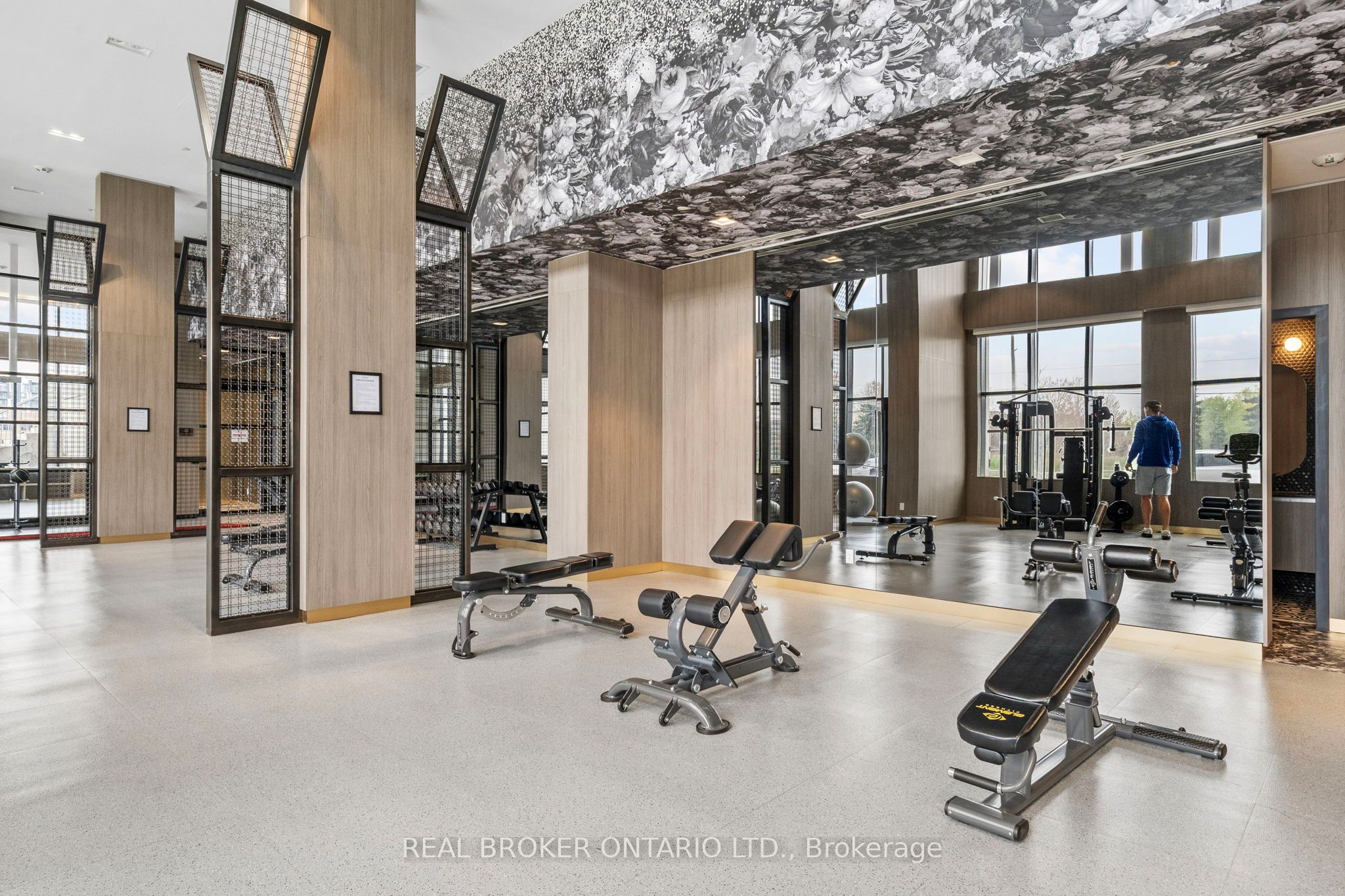 Additional image 4 of 328-405 Dundast Street W, Oakville, ON, L6M 5P9