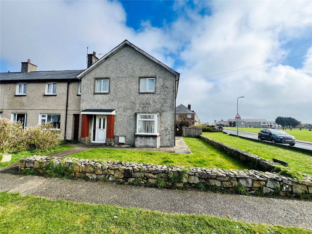 3 bed end terrace house for saleFfordd Y Cob, Pwllheli, Gwynedd LL53