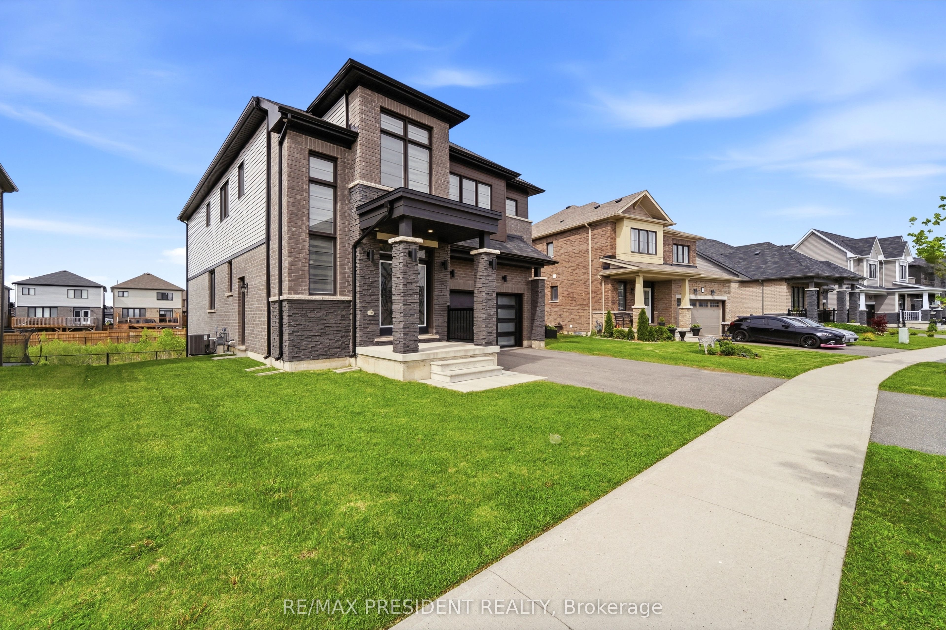 80 Explorer Way, Thorold, ON, L2V 0K3 photo 4