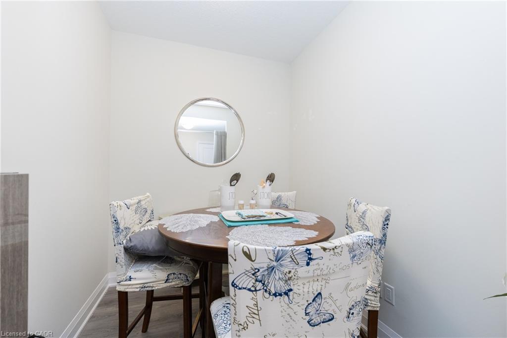 209-16 Concord Place, Grimsby, ON, L3M 0J1 photo 5