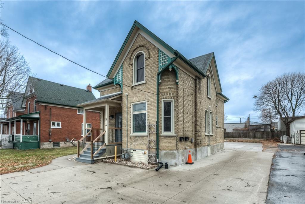 1-313 Wellington Street N, Kitchener, ON, N2H 5K8