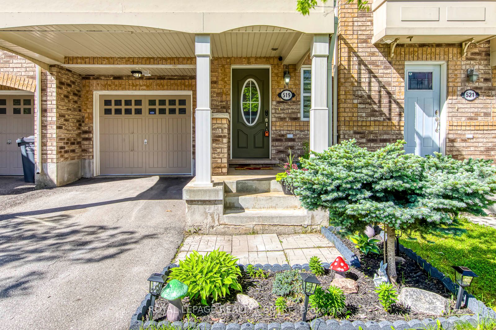 519 Cavanagh Lane, Milton, ON, L9T 8G4 photo 2