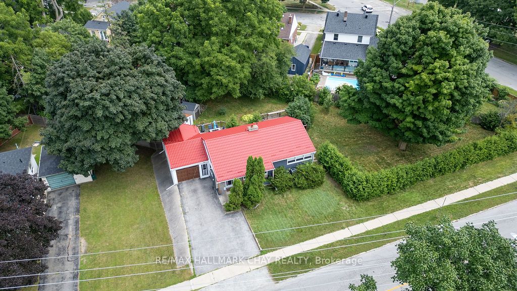 325 Innisfil Street, Barrie, ON, L4N 3G4