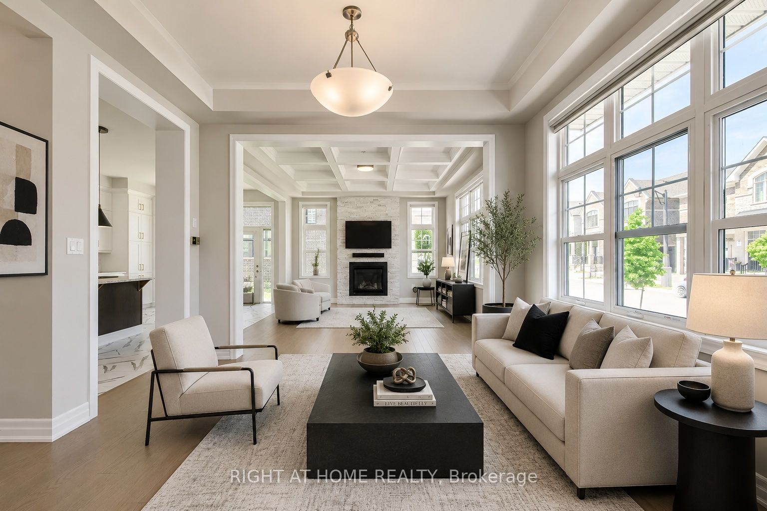 1387 Aymond Crescent, Oakville, ON, L6H 7W9