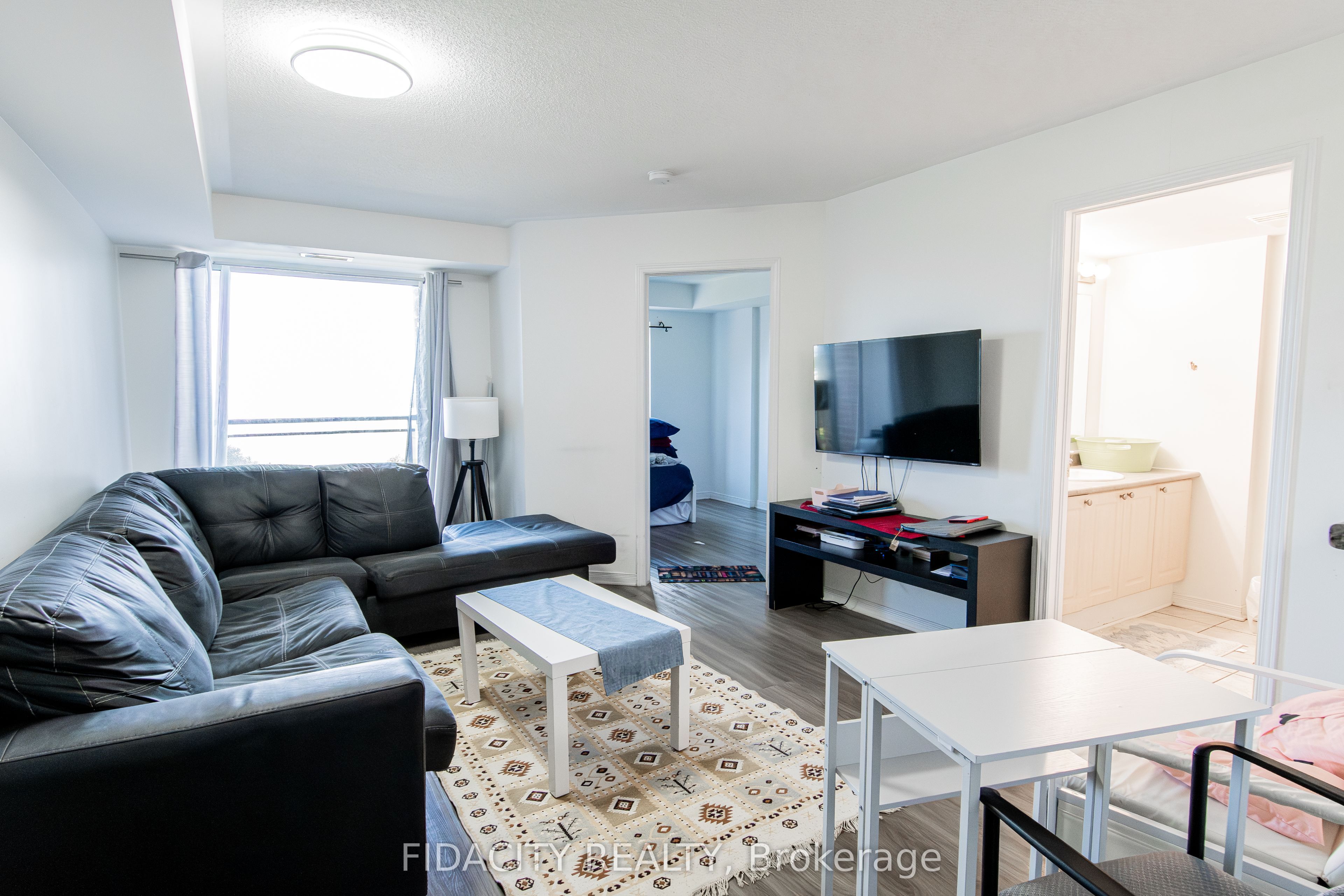 Additional image 5 of 8A-310 Central Park Drive, Ottawa, ON, K2C 4G4