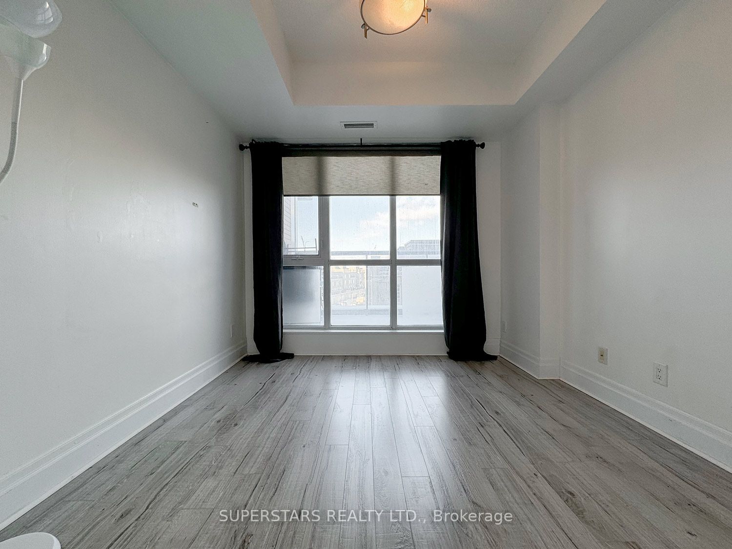 Additional image 6 of 402A-1 Upper Duke Crescent, Markham, ON, L6G 0B6
