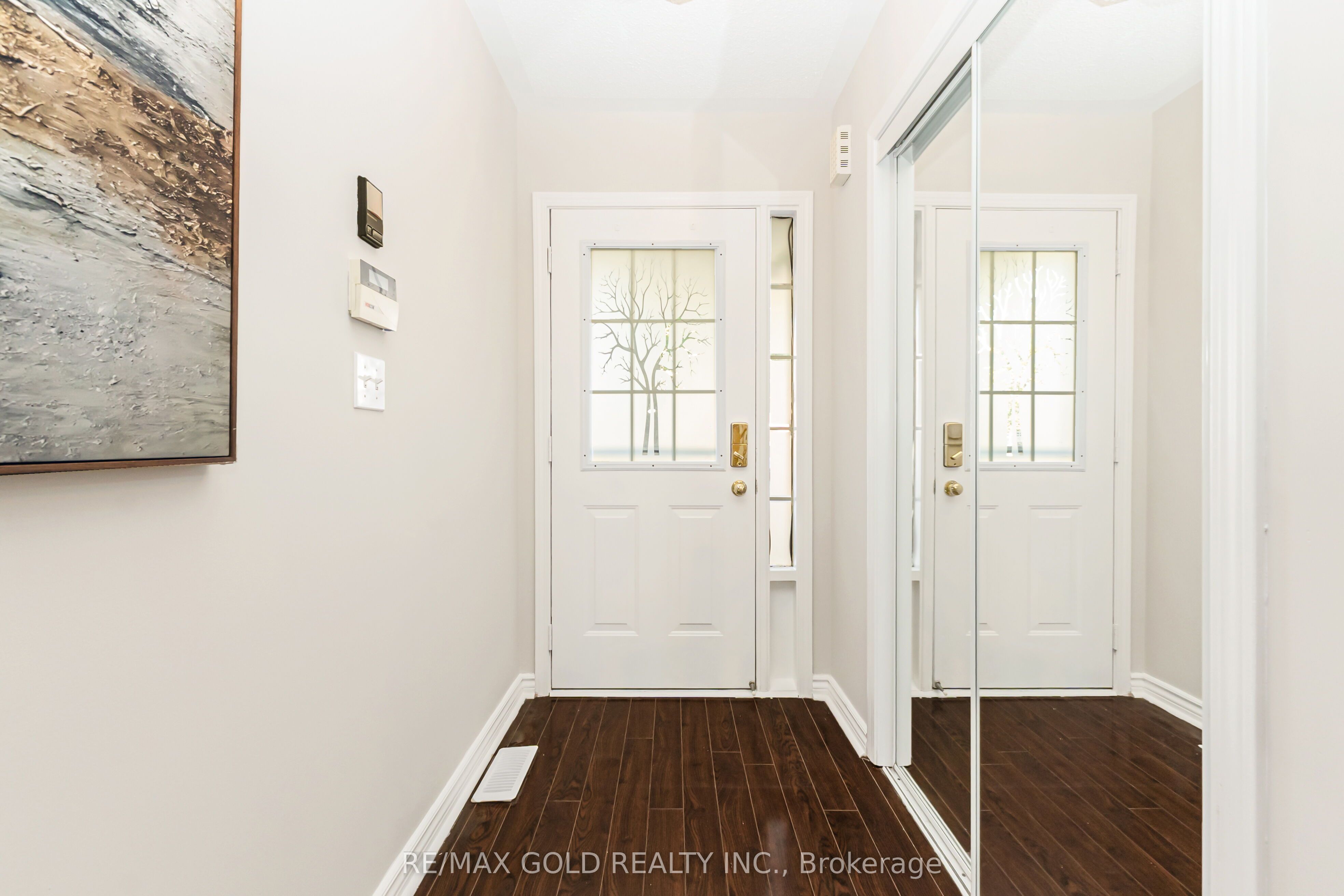 644 Porter Way, Milton, ON, L9T 5W2 photo 2