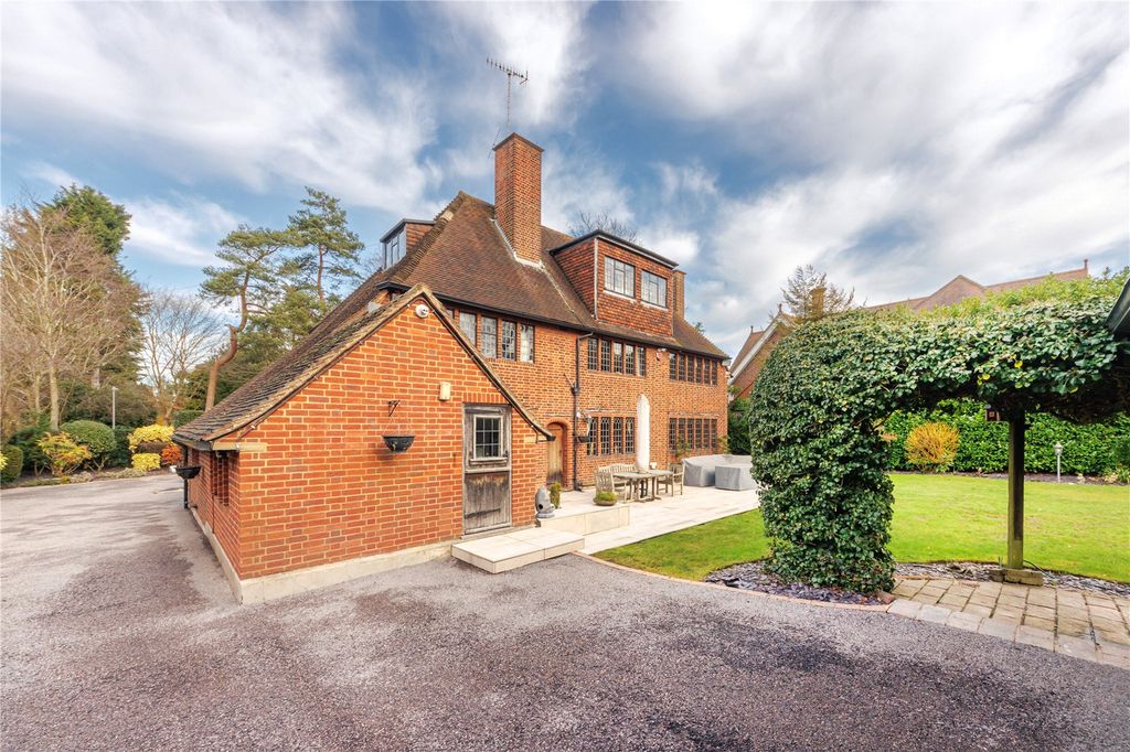 Additional image 27 of 5 bed detached house for saleLoom Lane, Radlett, Hertfordshire WD7