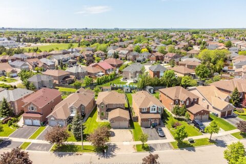 Additional image 8 of 1307 Midgreen Lane, Mississauga, ON, L5V 2E6