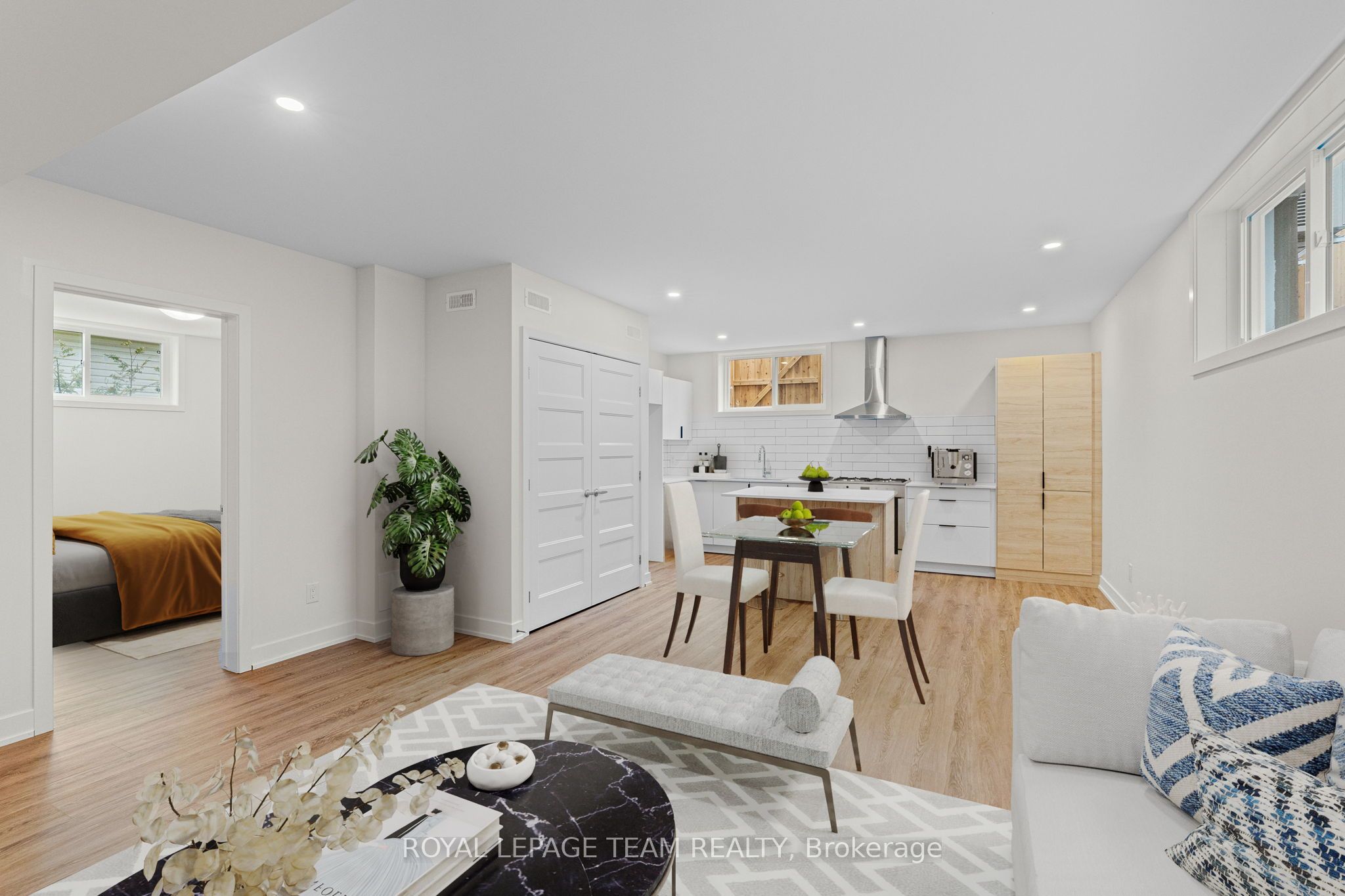 Additional image 4 of 2-1694 Belcourt Boulevard, Ottawa, ON, K1C 1M4