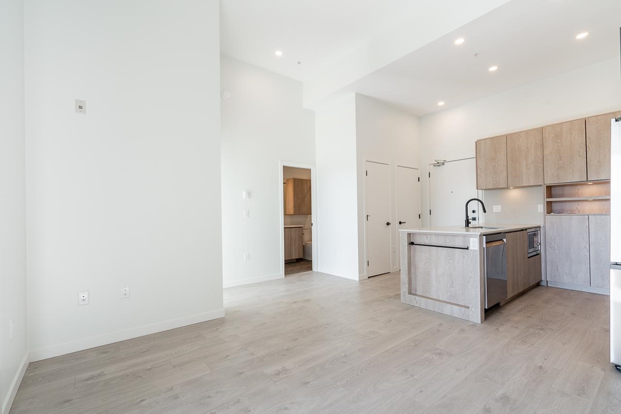 Additional image 4 of 304-19577 65b Avenue, Surrey, BC, V4N 6B5