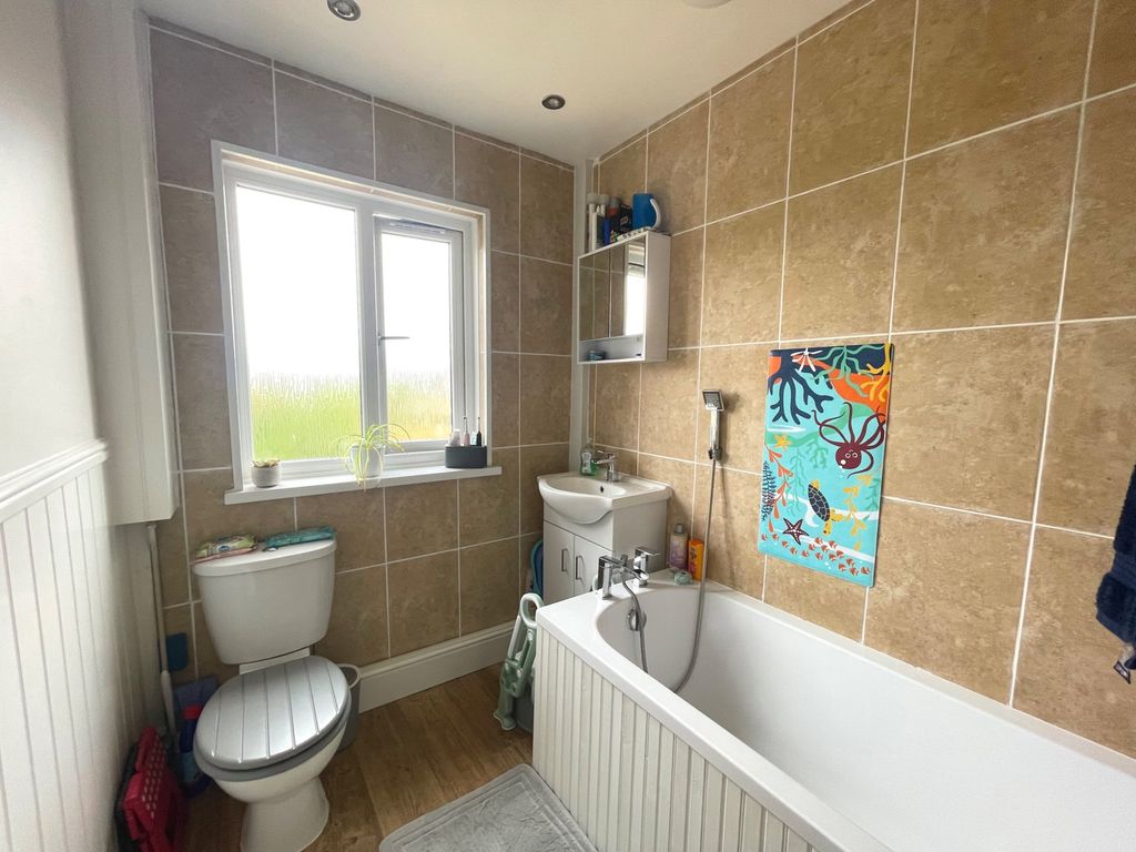 Additional image 10 of 2 bed maisonette for saleSt. Georges Avenue, Sheerness ME12