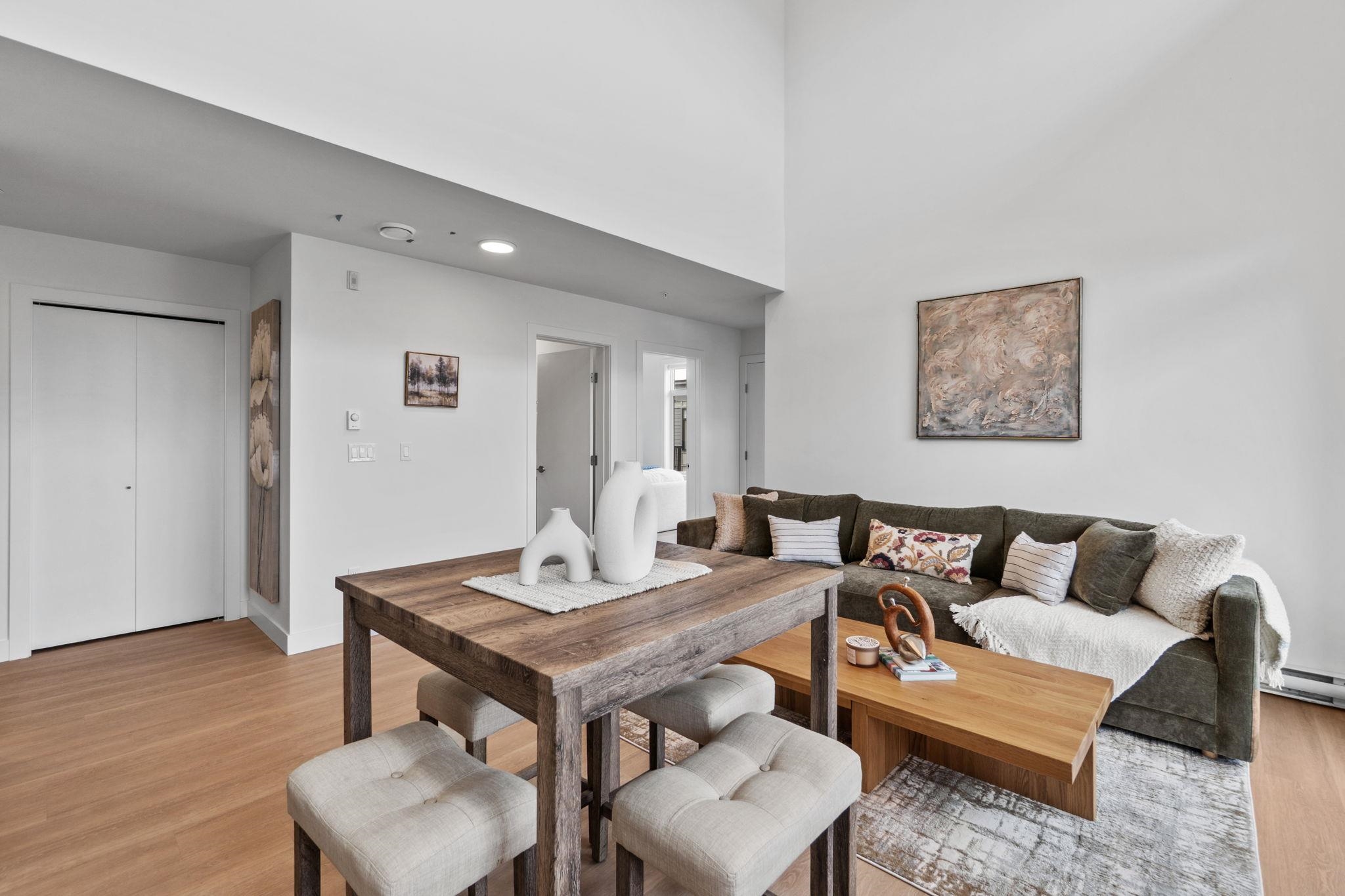 Additional image 3 of 307-33820 South Fraser Way, Abbotsford, BC, V2S 2C5
