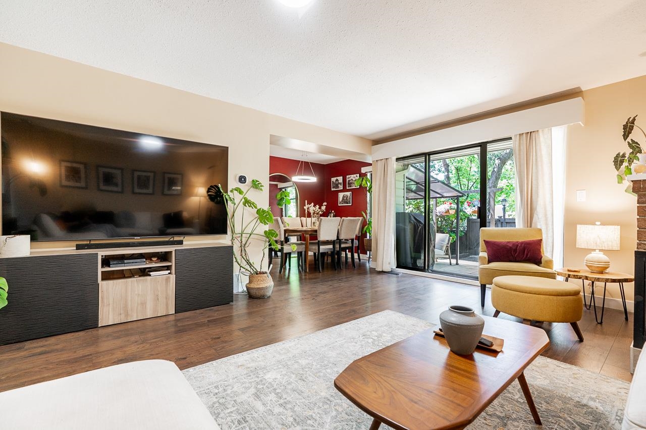 11-3350 Rosemont Drive, Vancouver, BC, V5S 2C9