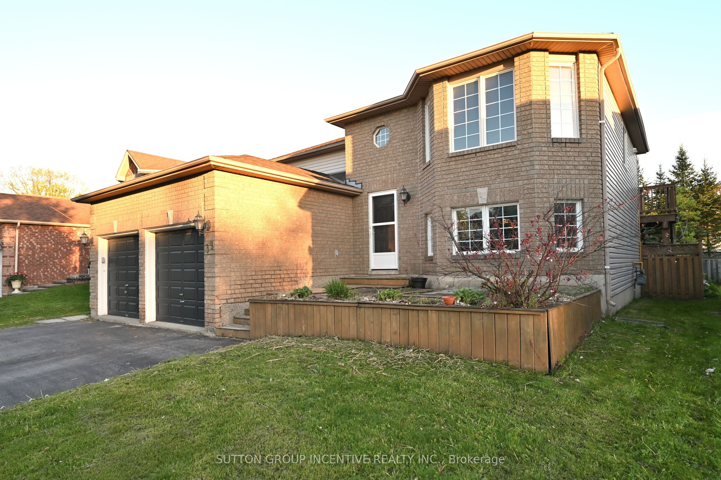 Additional image 2 of UPPER-39 Jones Drive, Barrie, ON, L4M 6H7