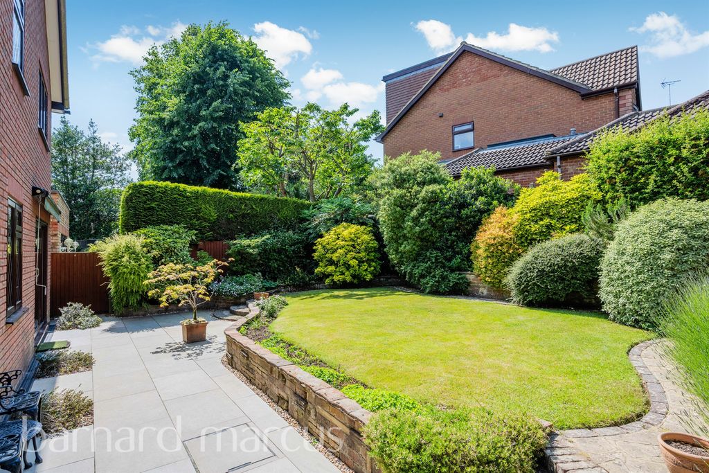 Additional image 5 of 4 bed detached house for saleCotland Acres, Redhill RH1