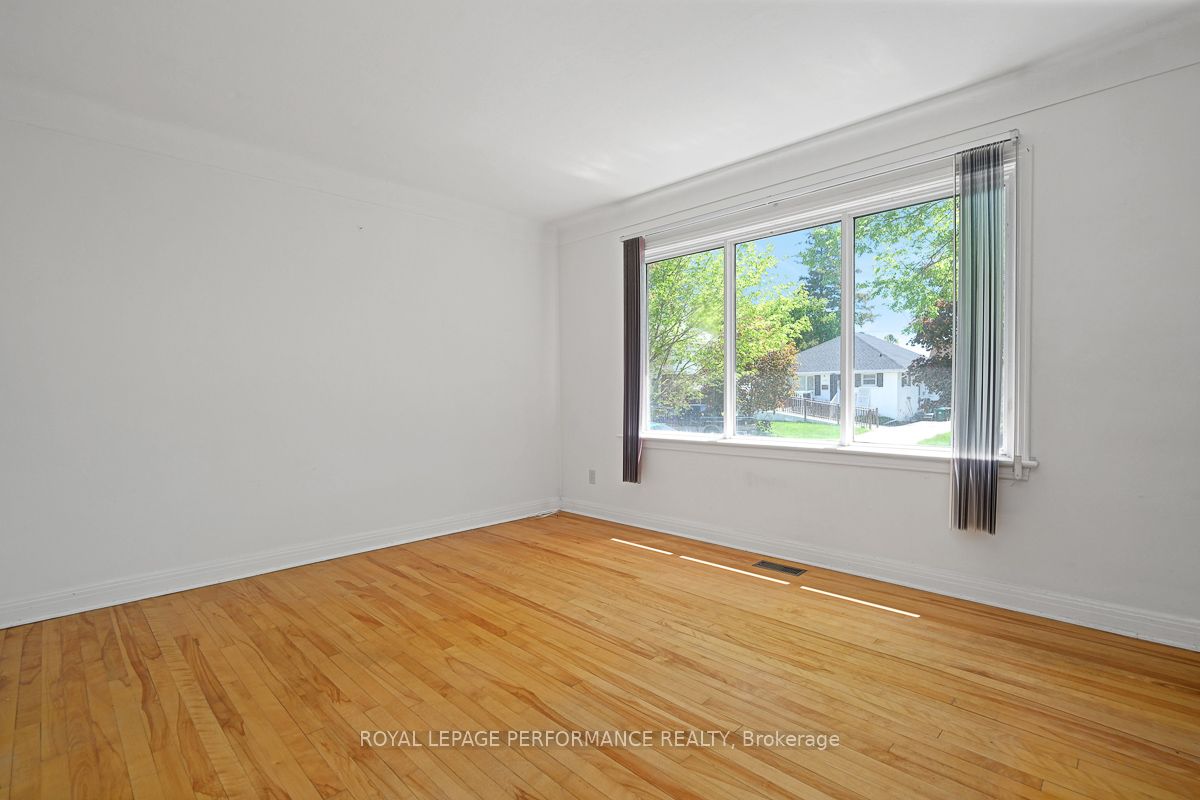 Additional image 5 of 535 Dunbrack Street, Ottawa, ON, K1K 1J4