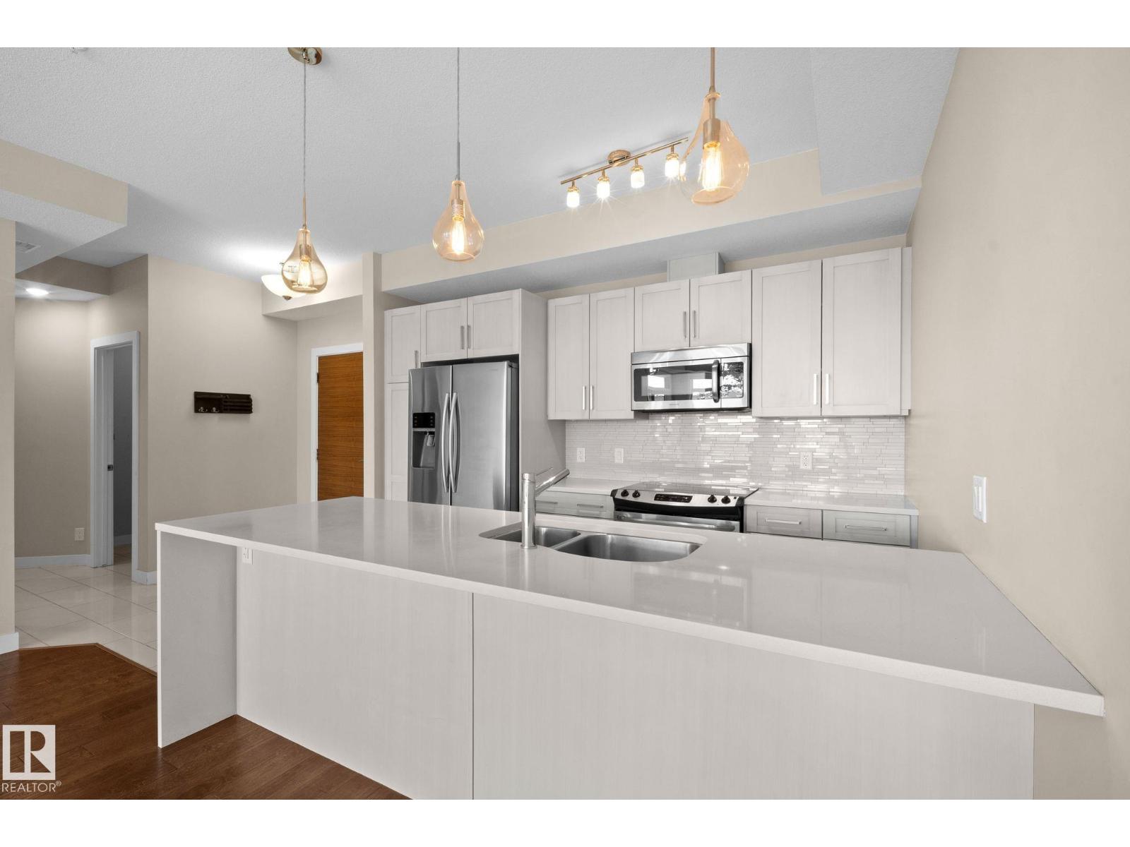 309-625 Leger Way NW, Edmonton, AB, T6R0W4