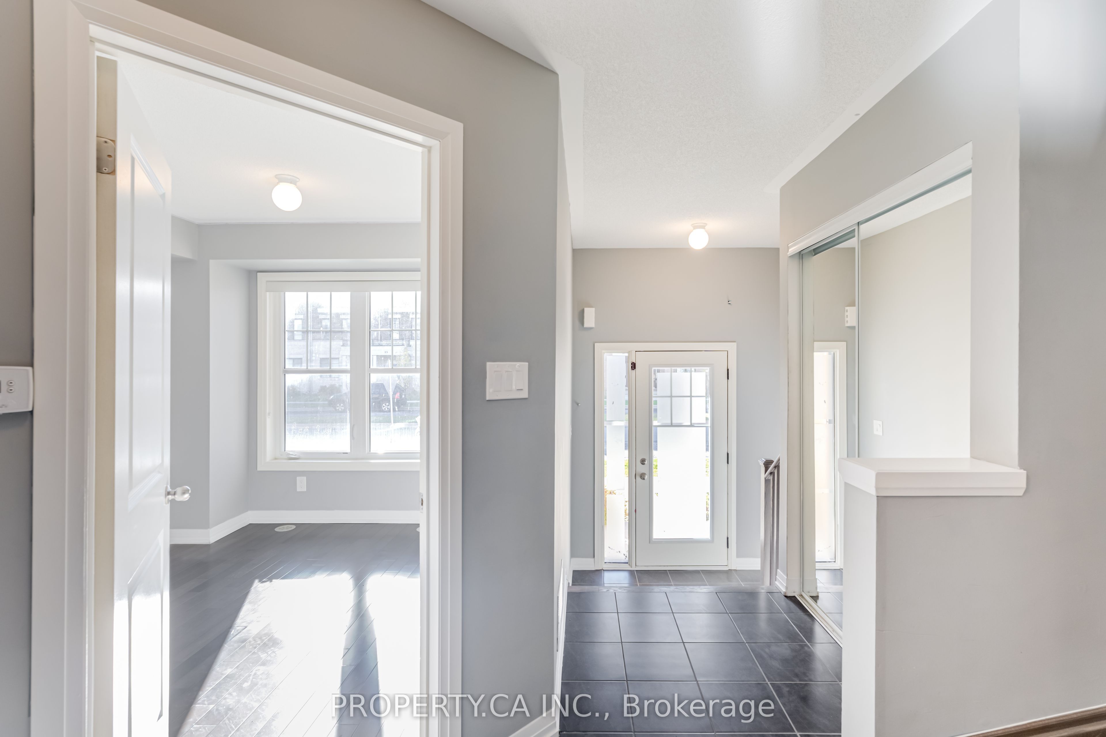 24 Clarington Boulevard, Clarington, ON, L1C 3K7 photo 4