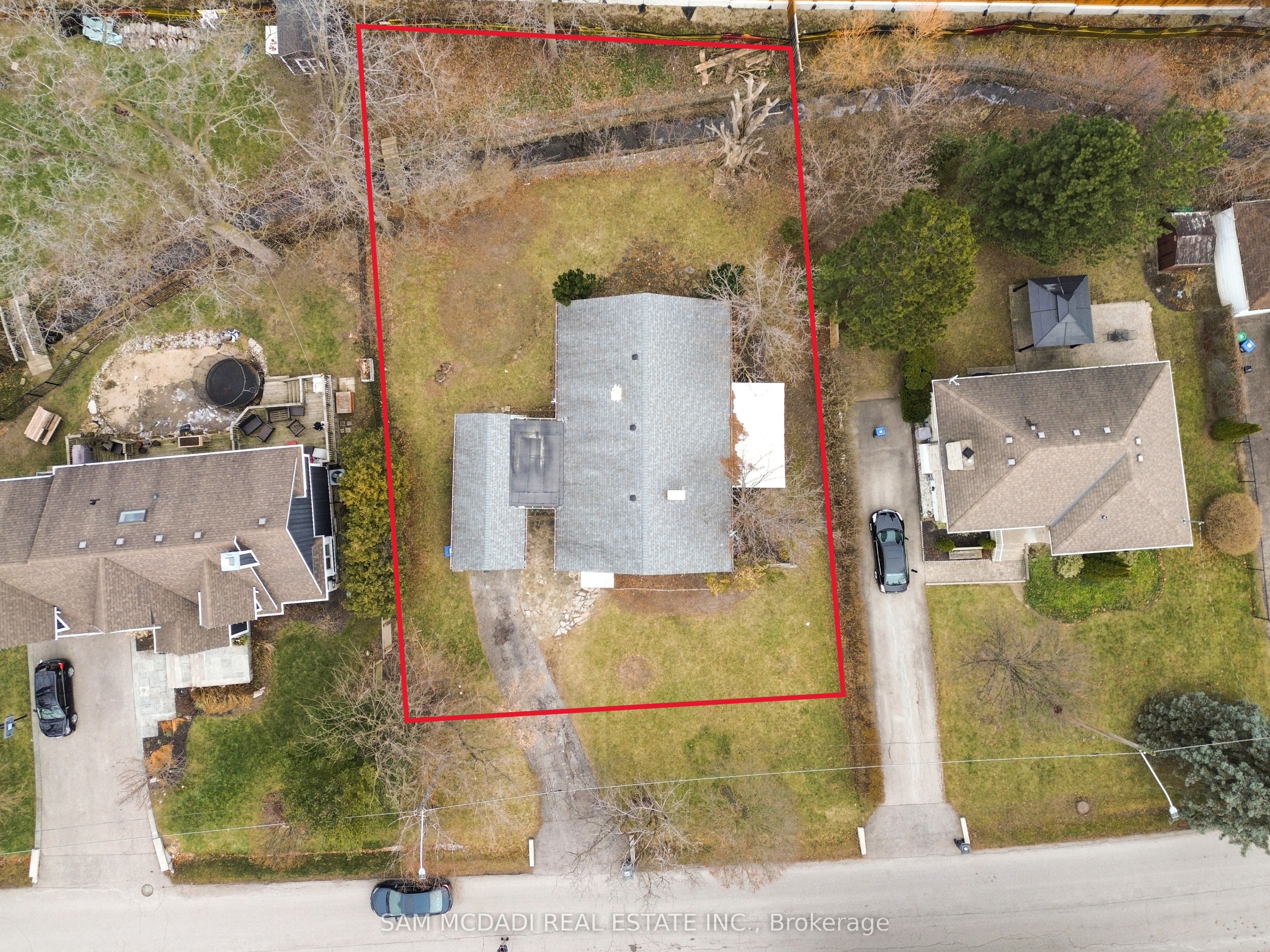 1235 Old River Road, Mississauga, ON, L5G 3G2