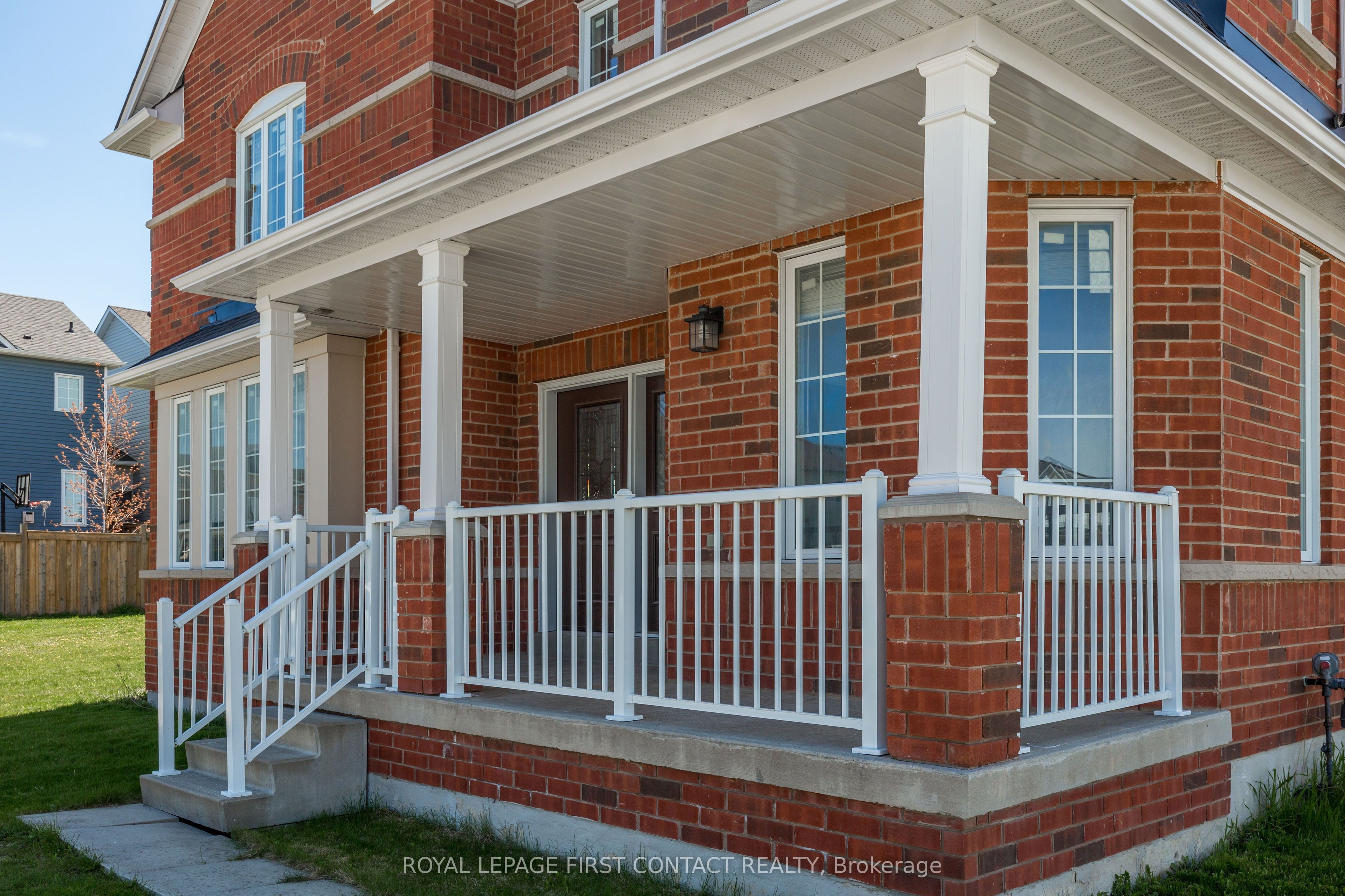 1 Griffin Gate, Barrie, ON, L4M 7G4 photo 4