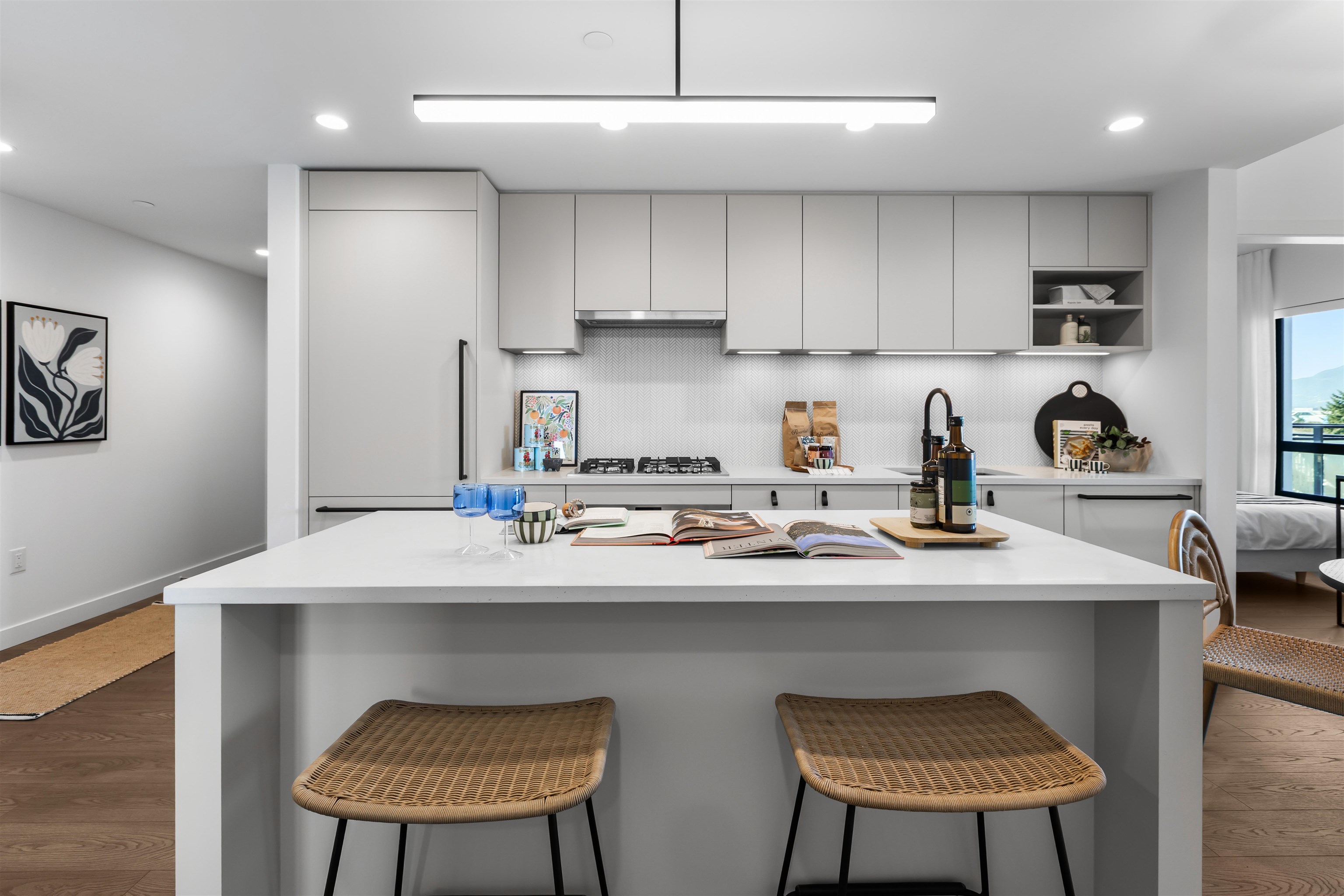 205-1680 12 Th Avenue E, Vancouver, BC, V0V 0V0