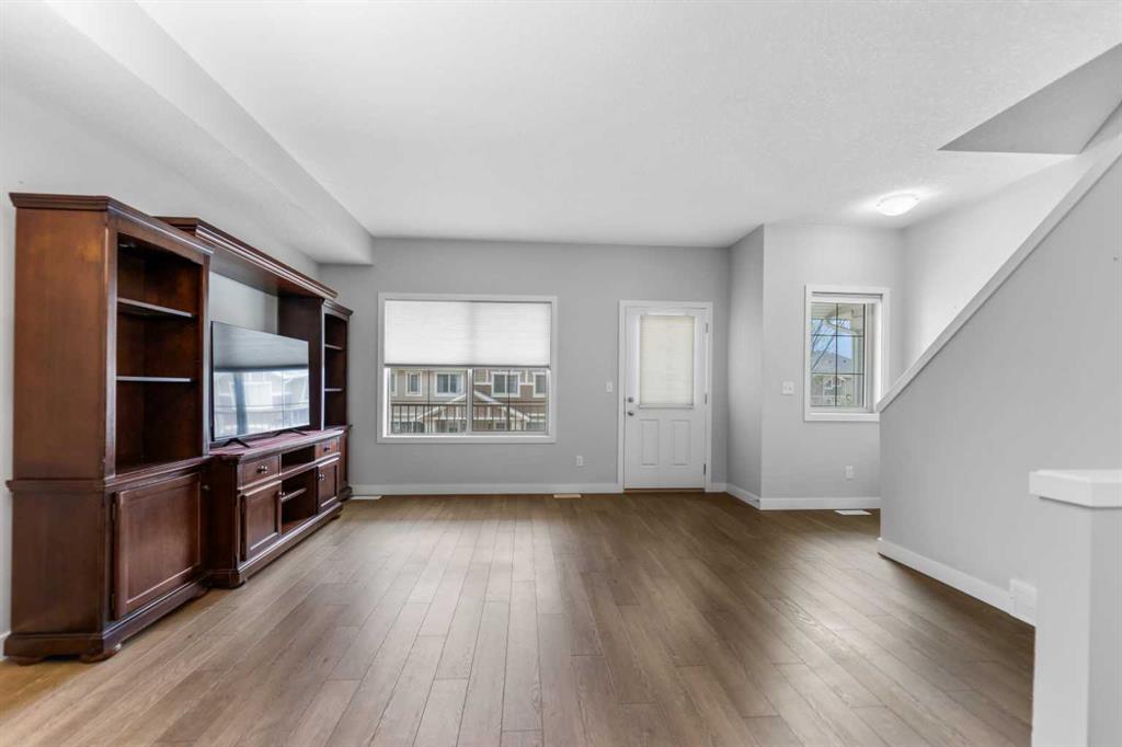 1010-250 Sage Valley Road NW, Calgary, AB, T3R 0R6 photo 2