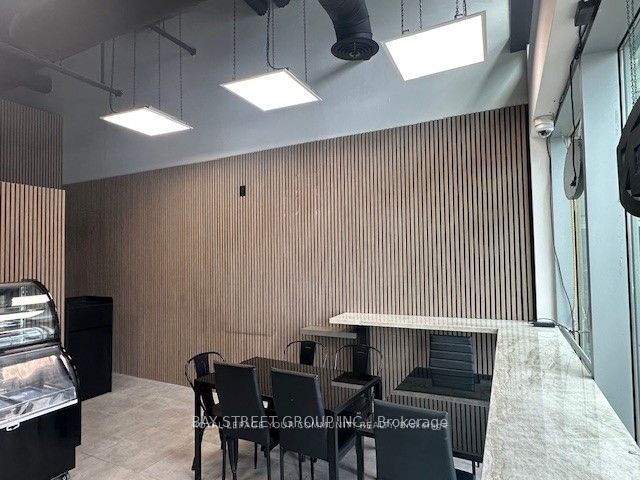 13-7181 Yonge Street, Markham, ON, L3T 0C7