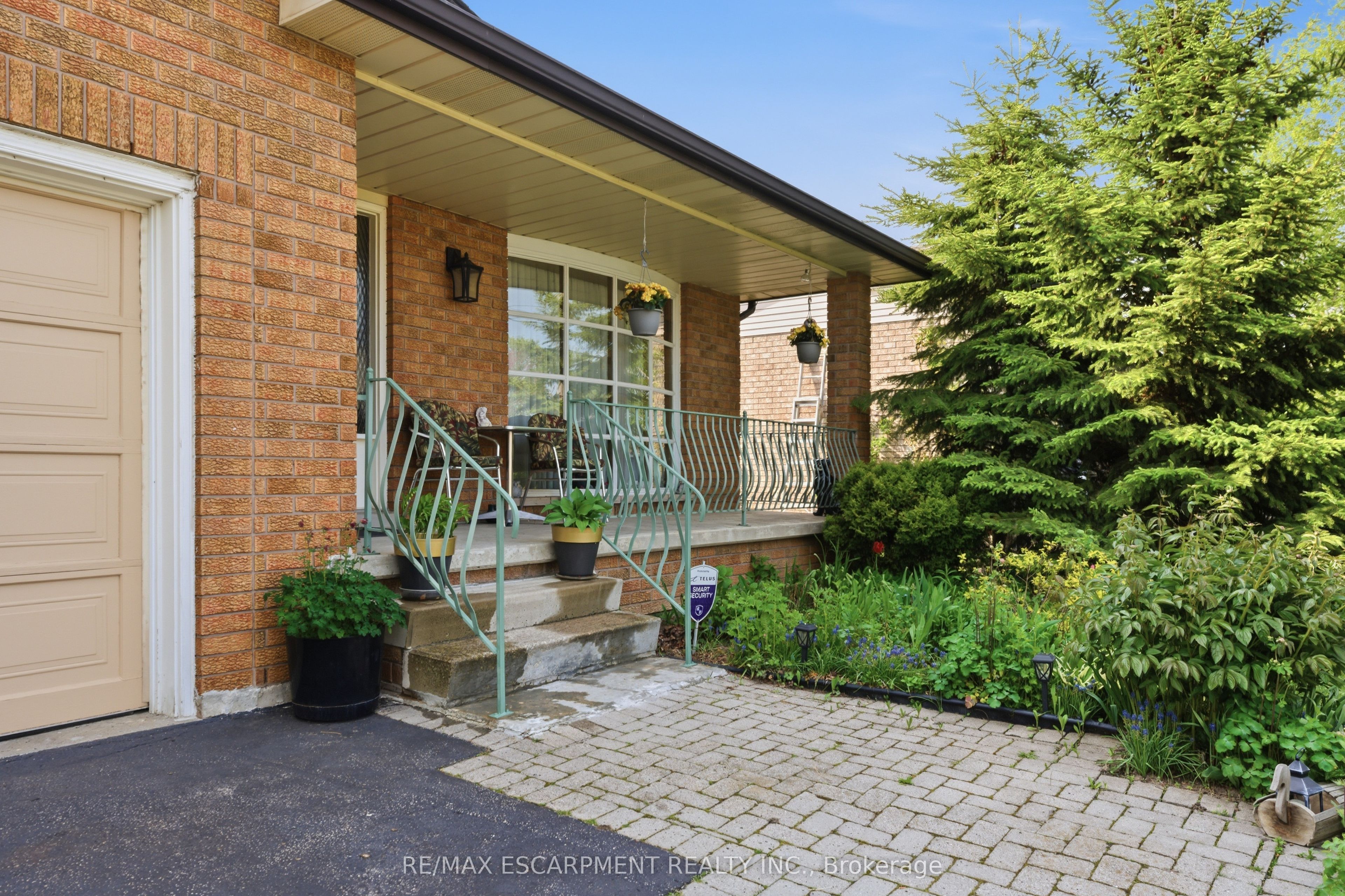 115 First Road W, Hamilton, ON, L8J 2S6 photo 2