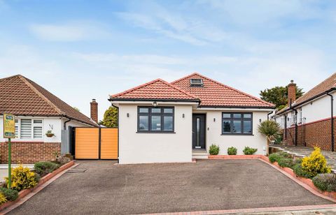 Cold Blow Crescent, Bexley DA5