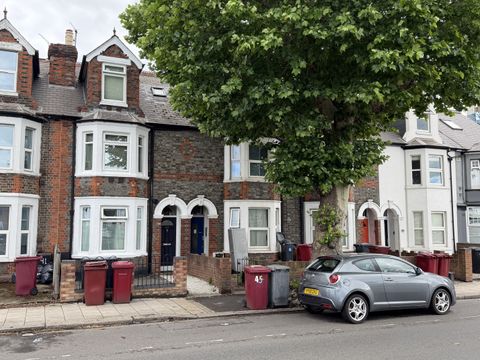 45 Vastern Road, Reading, Berkshire RG1