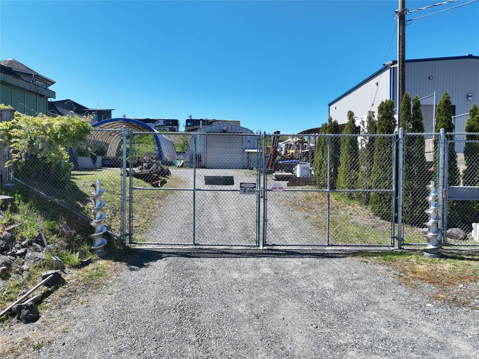 4249 Middle Point Drive, Campbell River, BC, V9H 1N6 photo 2