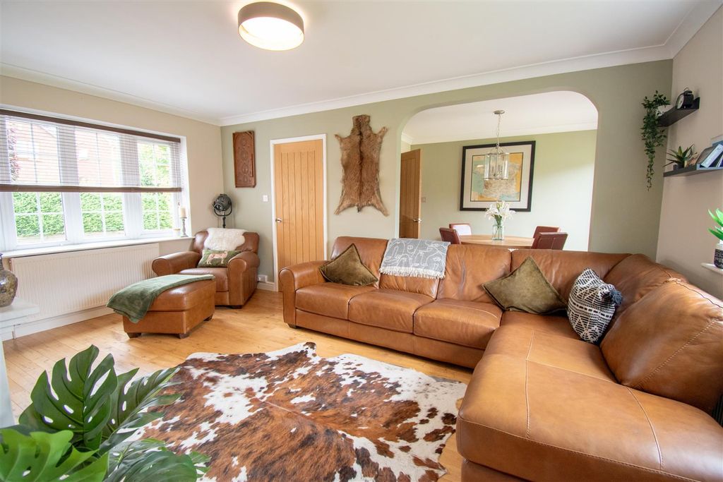 Additional image 9 of 5 bed detached house for saleMilldale Close, Marehay, Ripley DE5