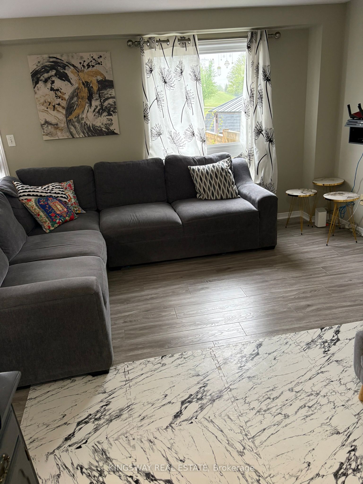 42 Foxglove Crescent N, Kitchener, ON, N2E 3Y7 photo 2