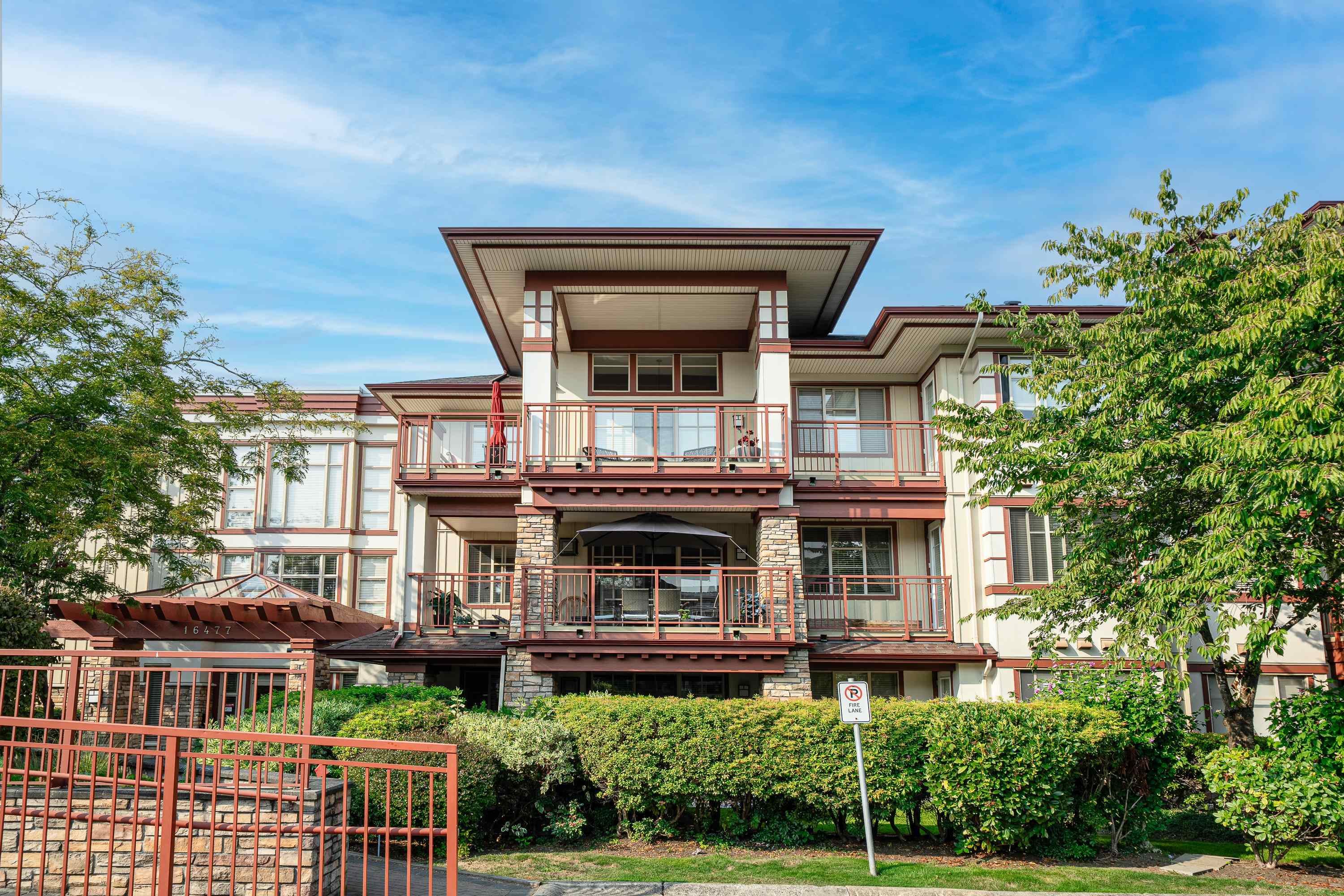 201-16477 64 Avenue, Surrey, BC, V3S 6V7