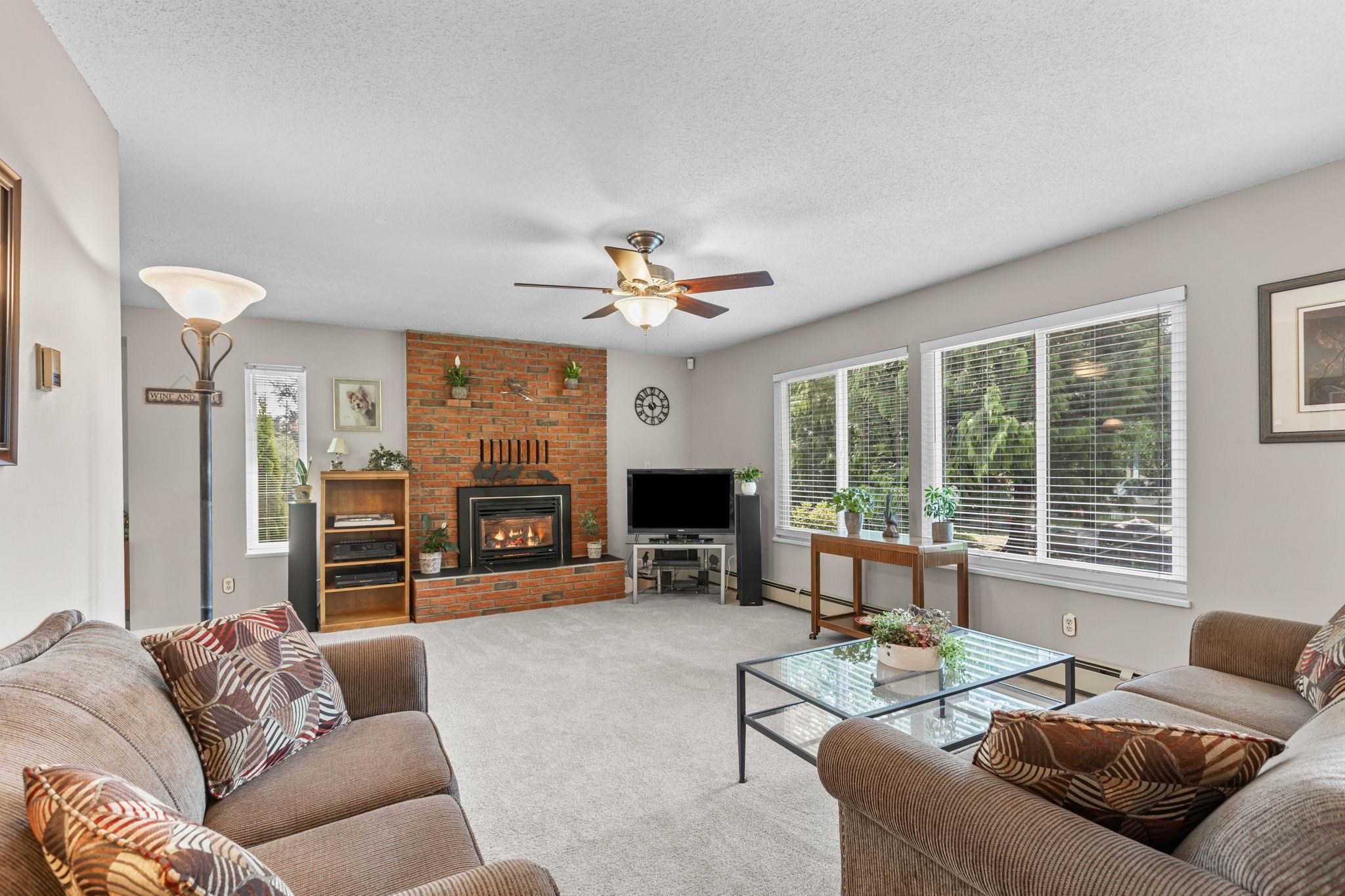 19949 51 Avenue, Langley, BC, V3A 7P2 photo 4